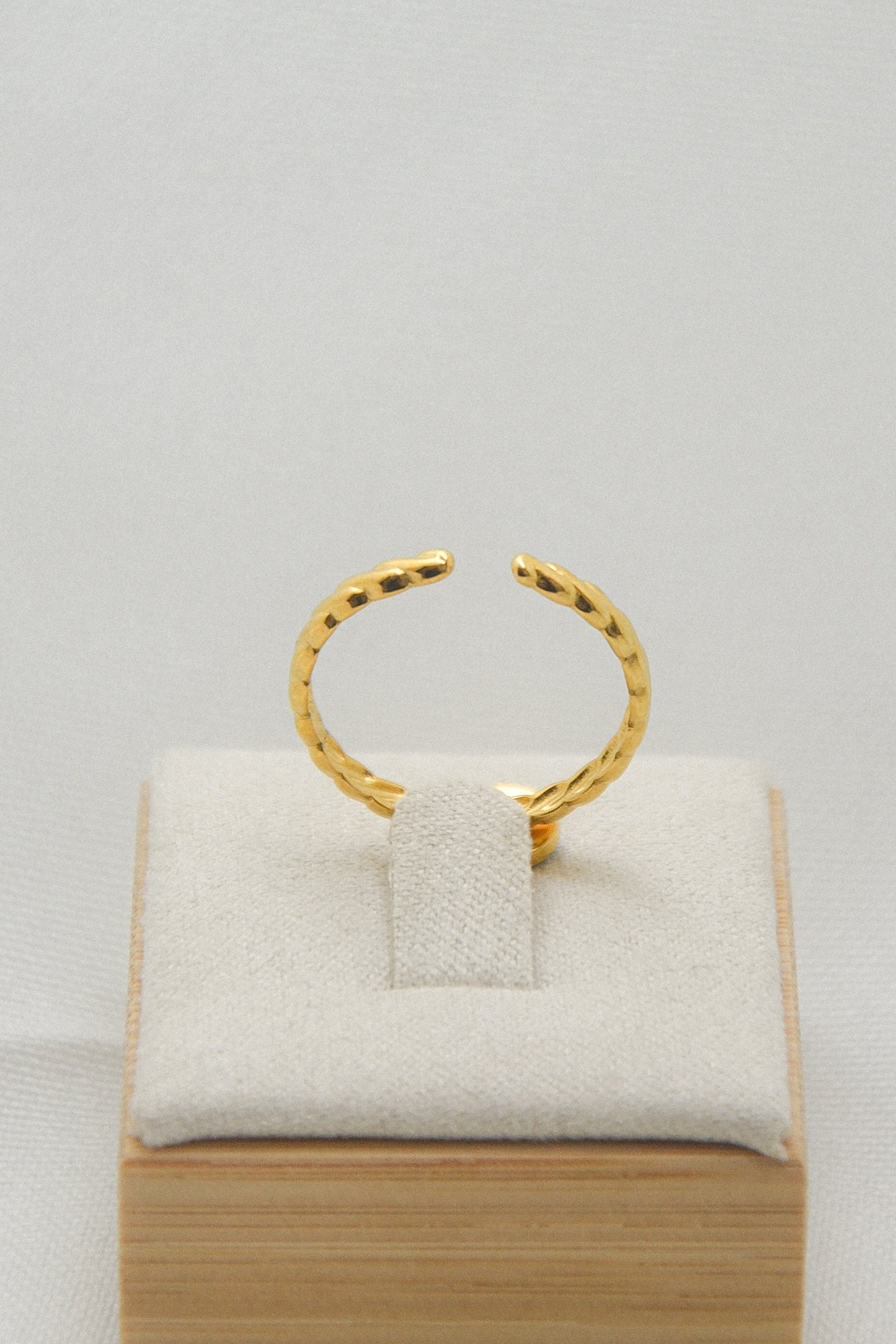 Flower ring