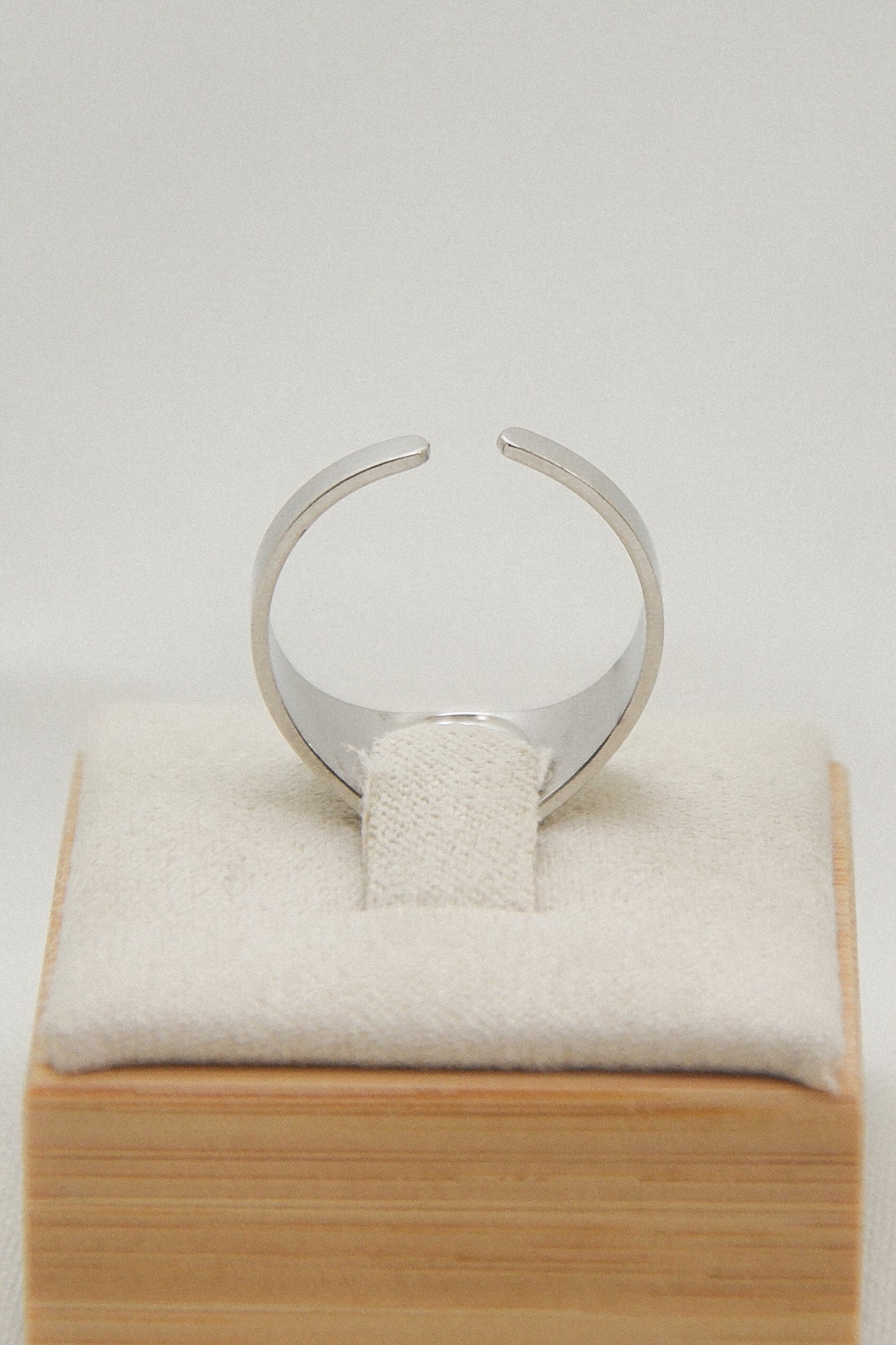 Flower ring
