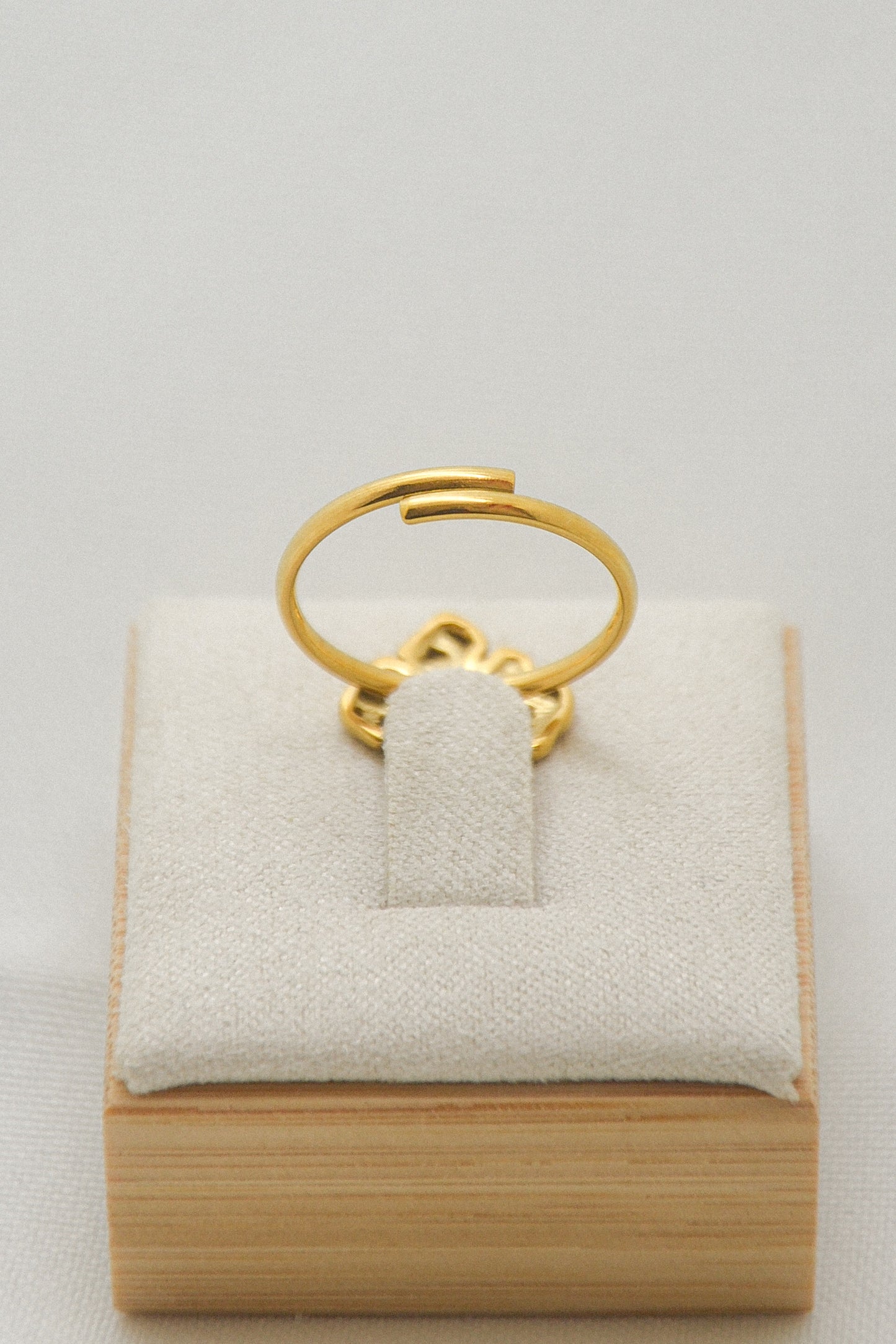 Flower ring