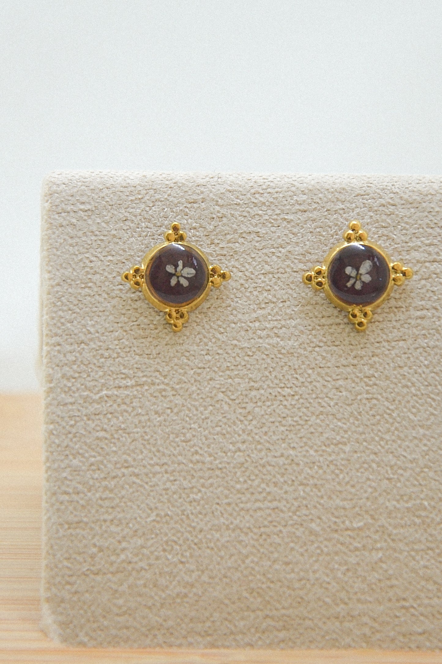 Queen Anne’s Lace Studs