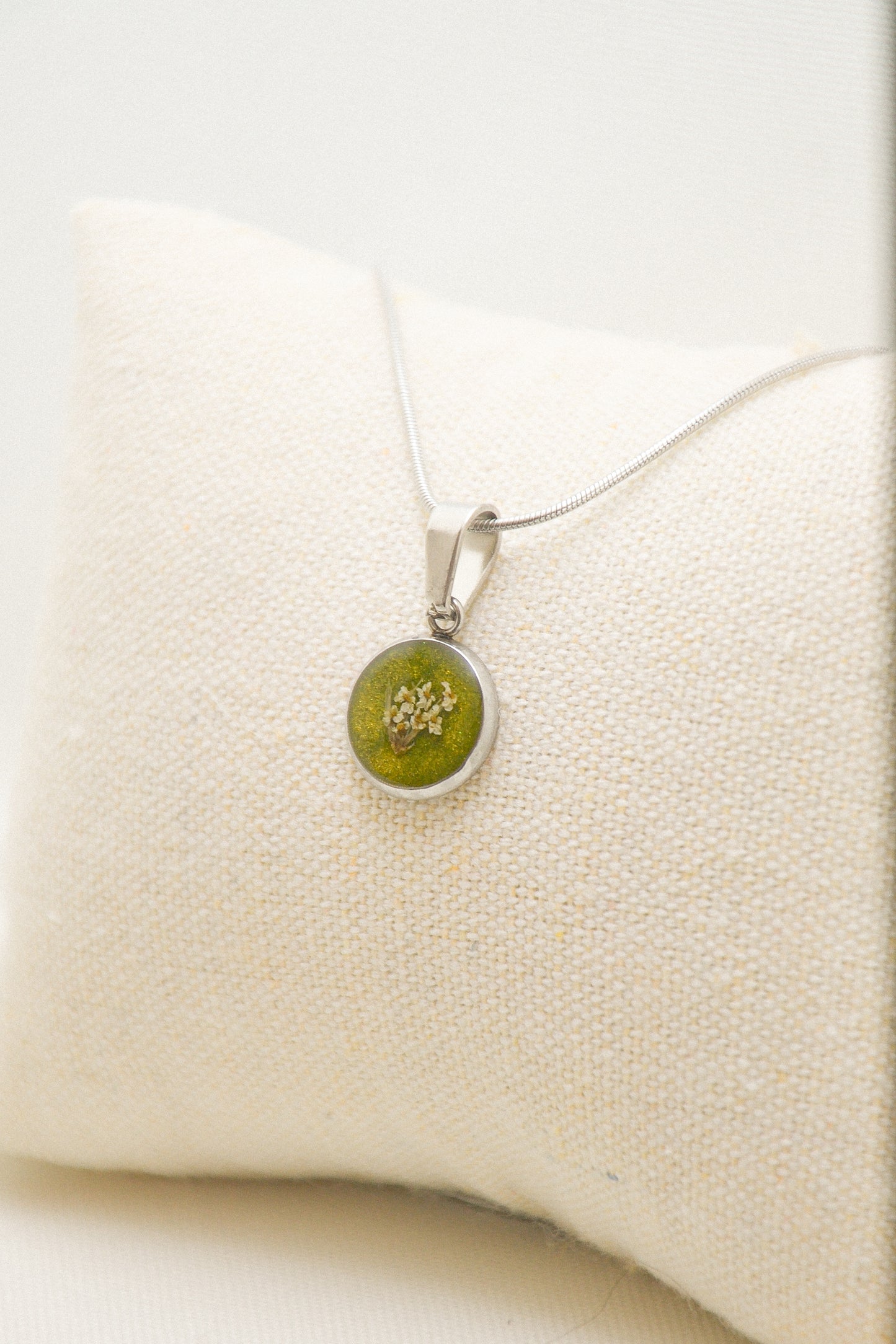Flower necklace