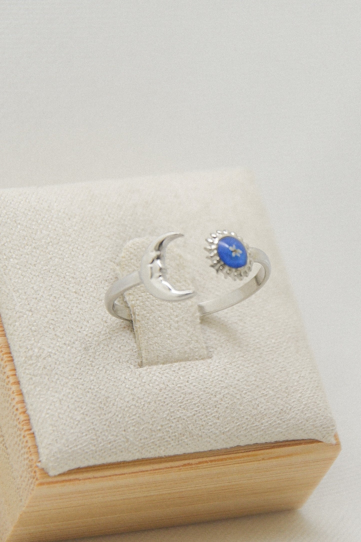 Flower ring