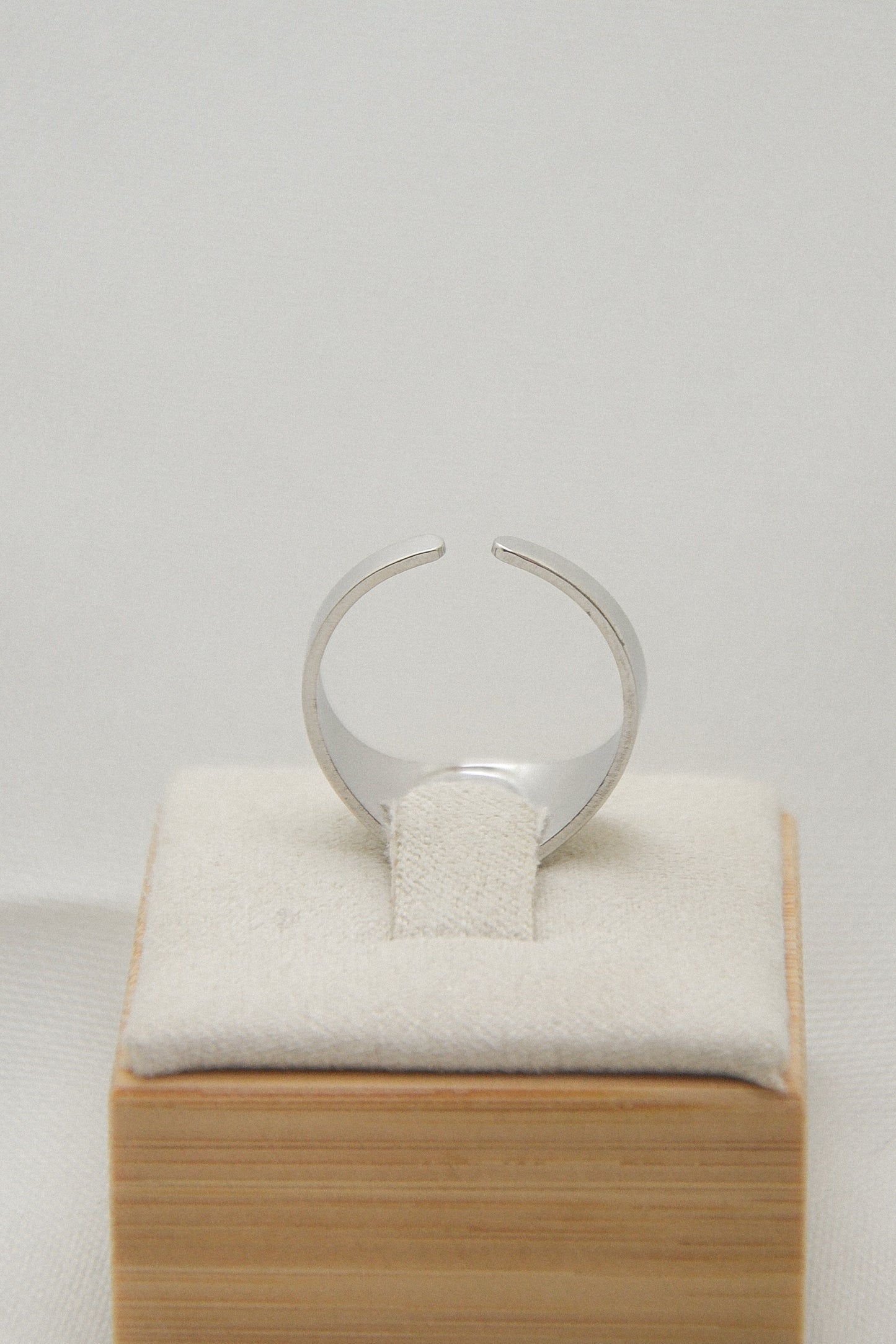 Flower ring