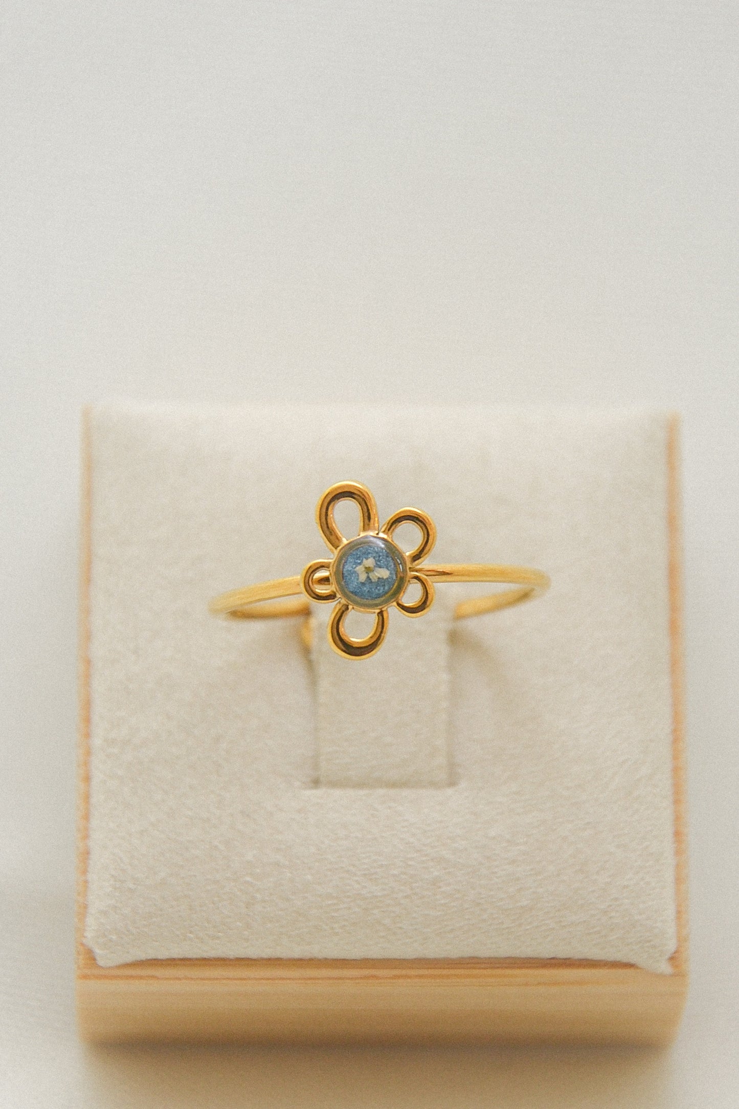 Flower ring