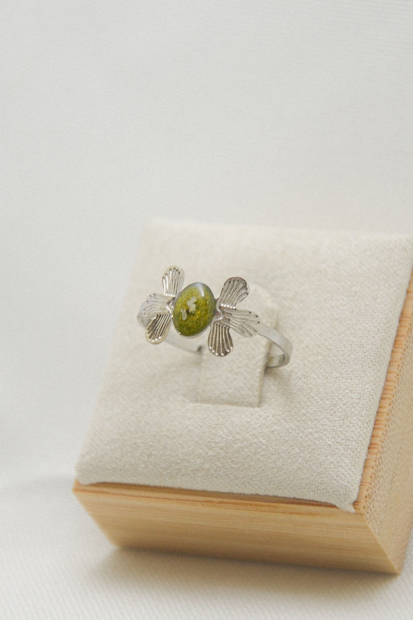 Flower ring