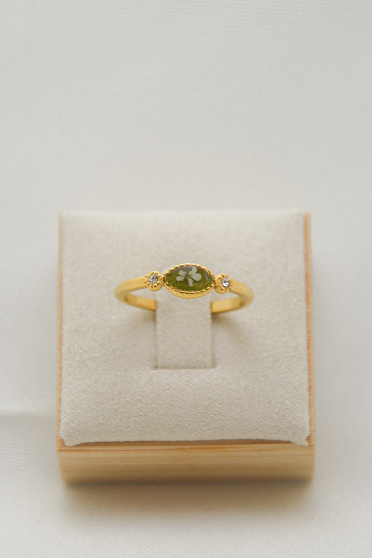 Flower ring