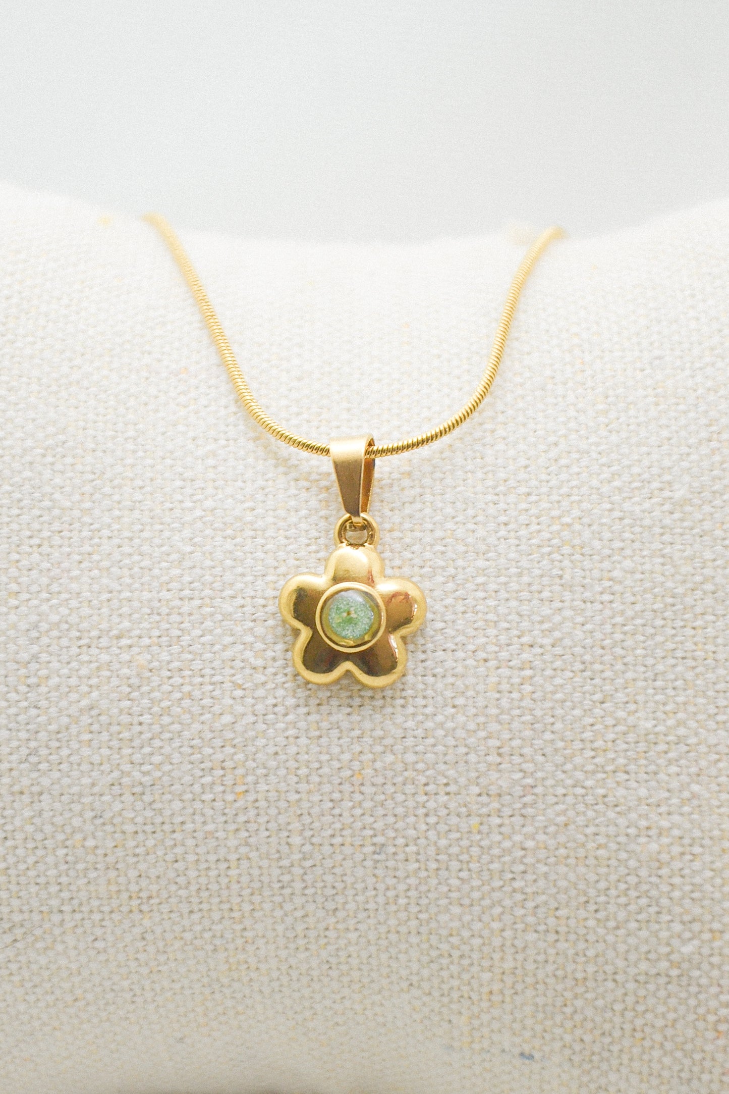 Flower necklace