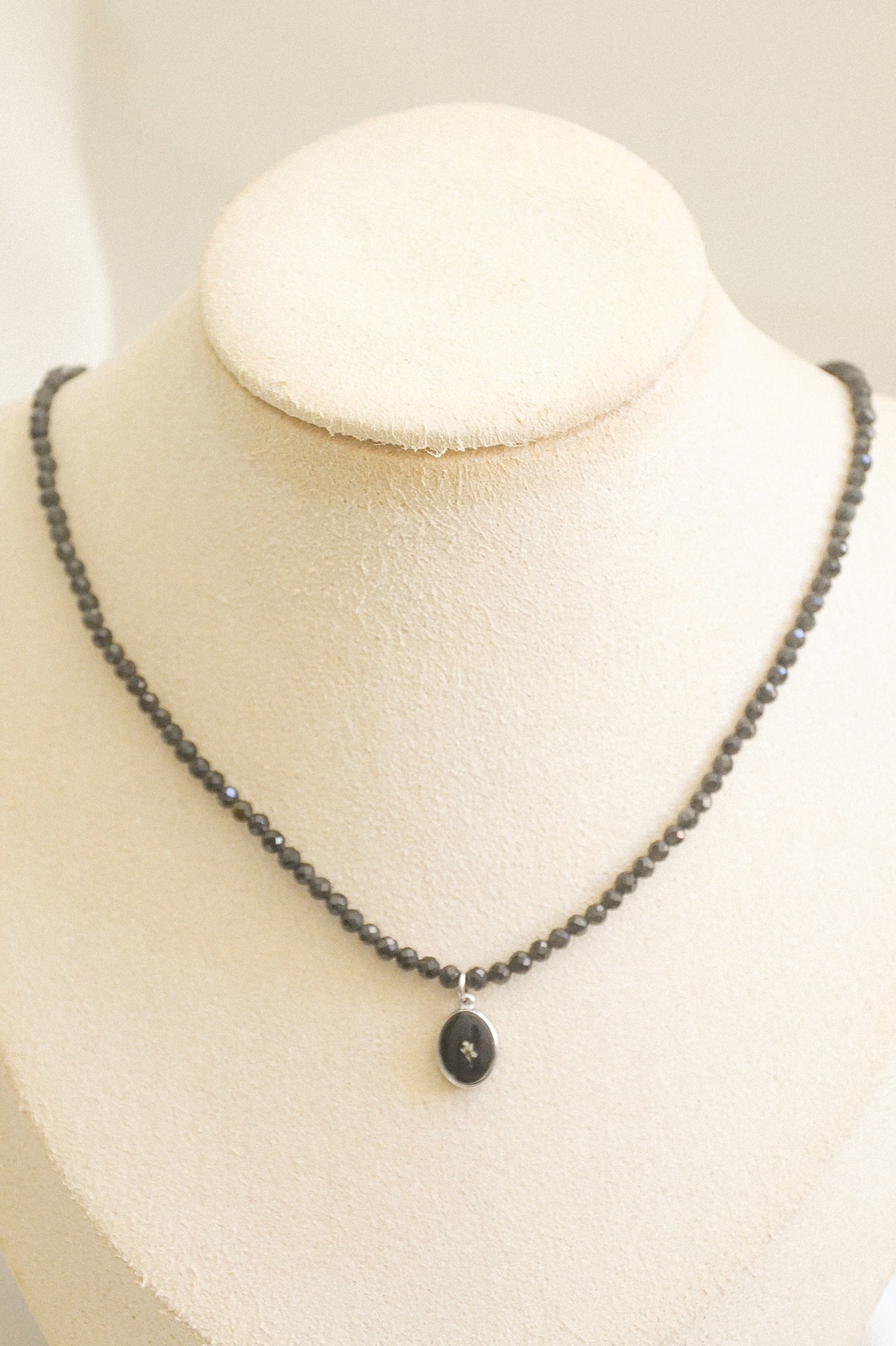 Onix necklace