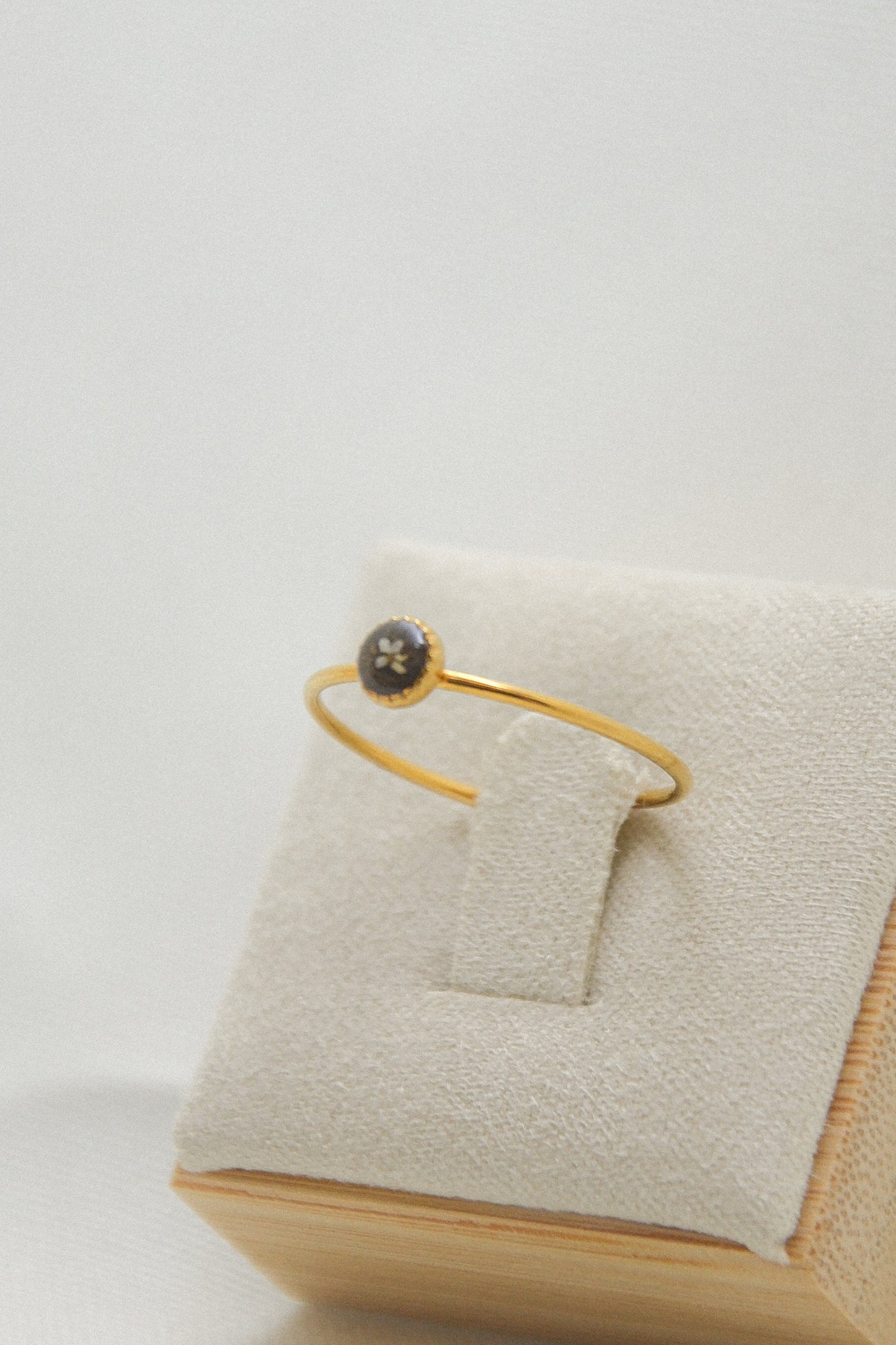 Flower ring