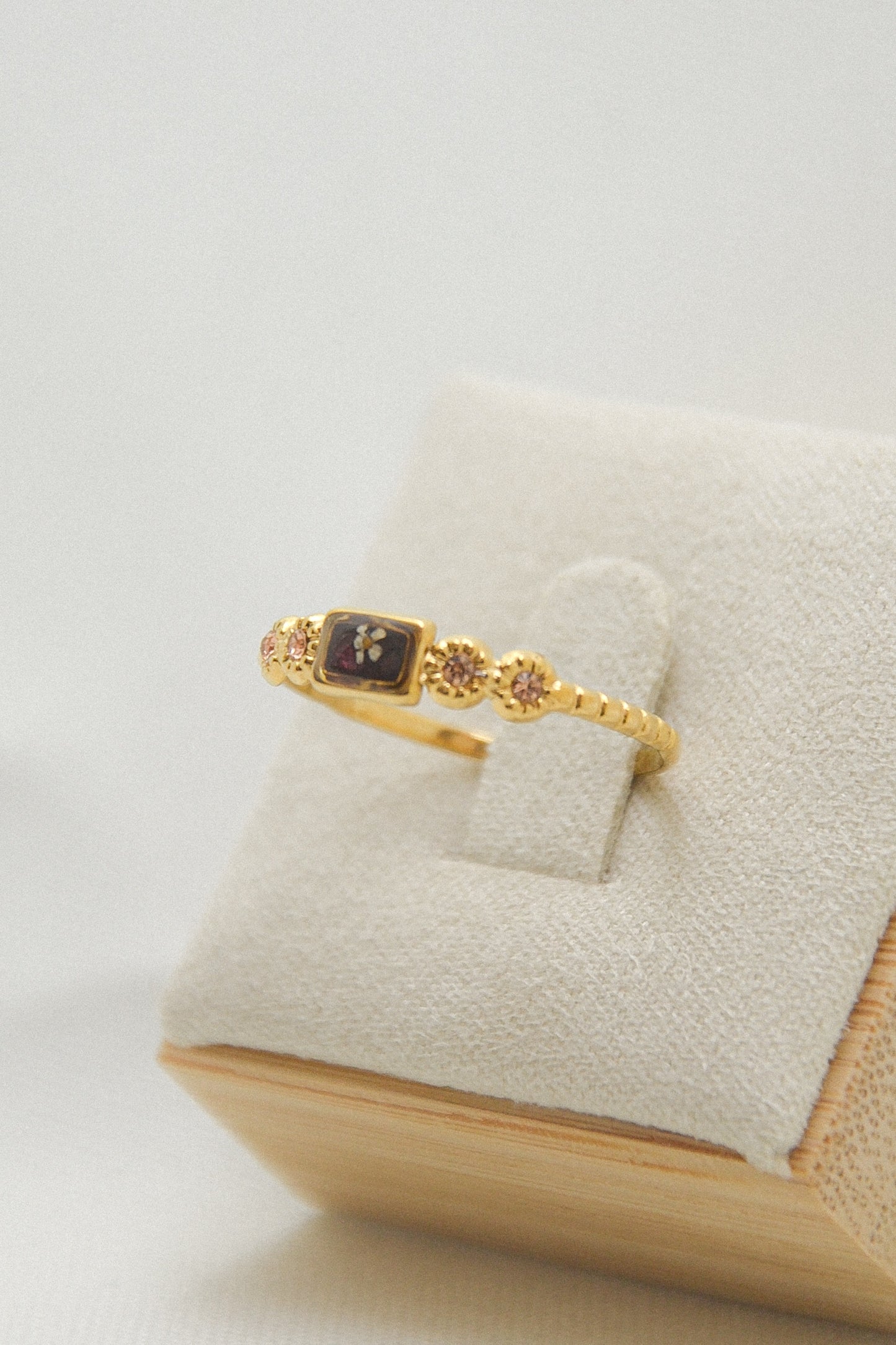 Flower ring