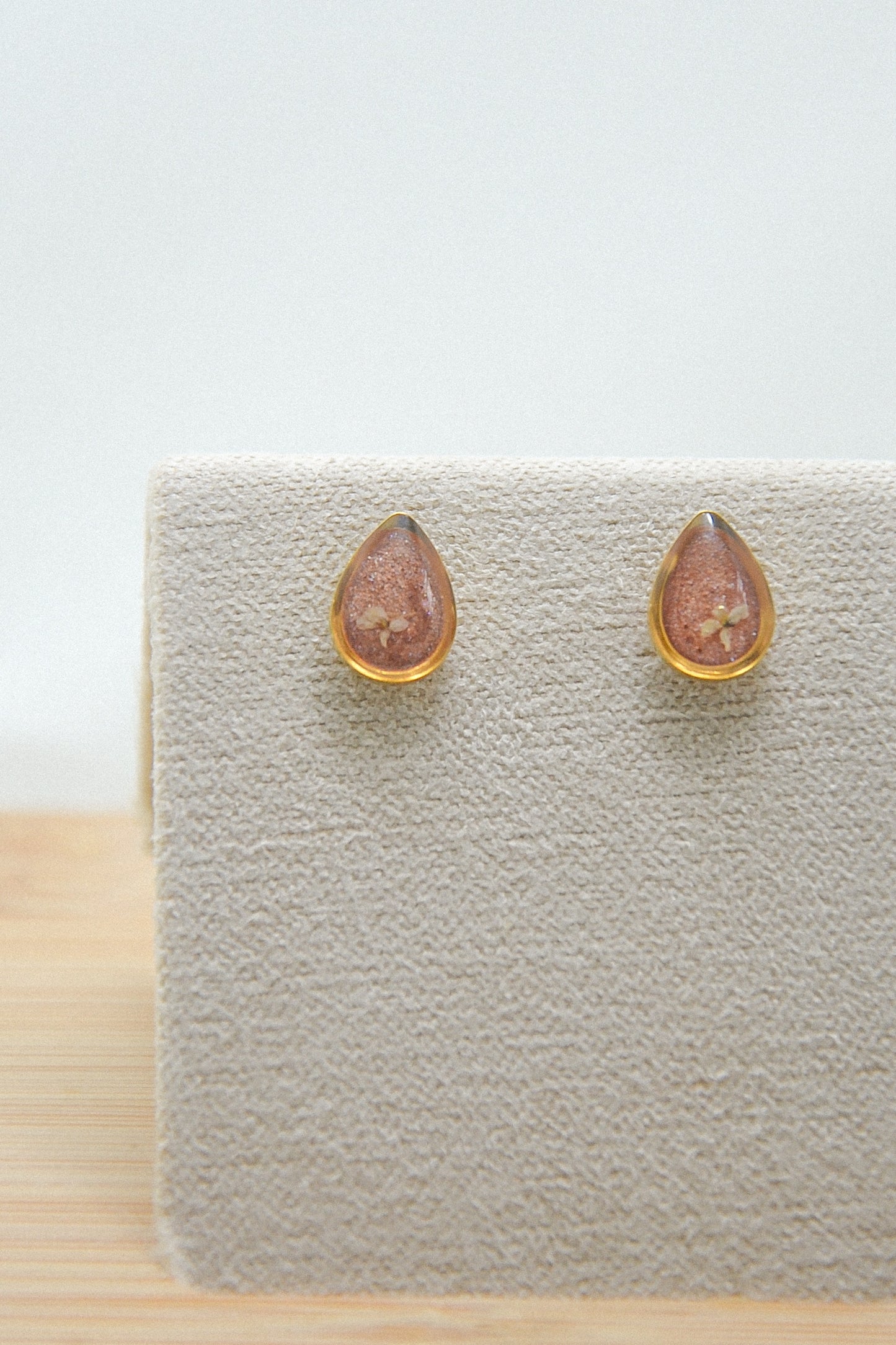 Queen Anne’s Lace Studs