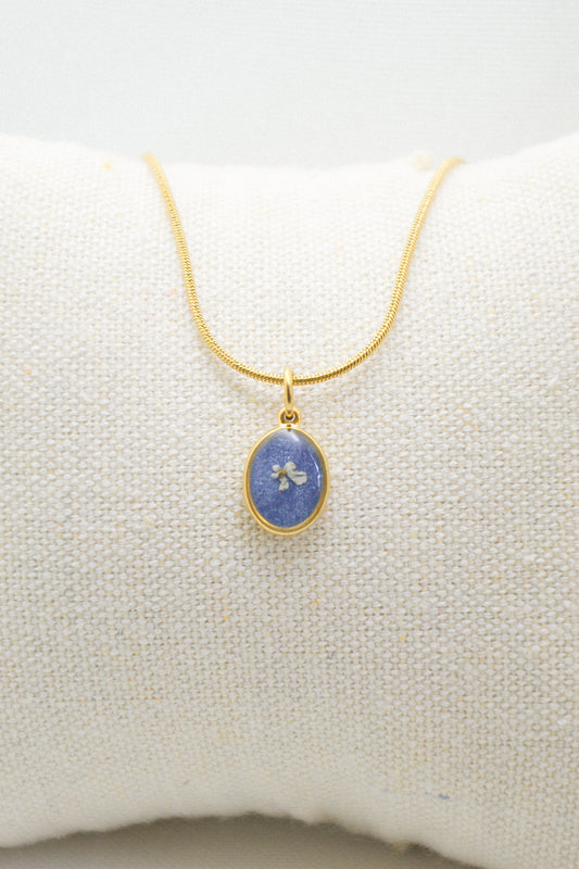 Flower necklace