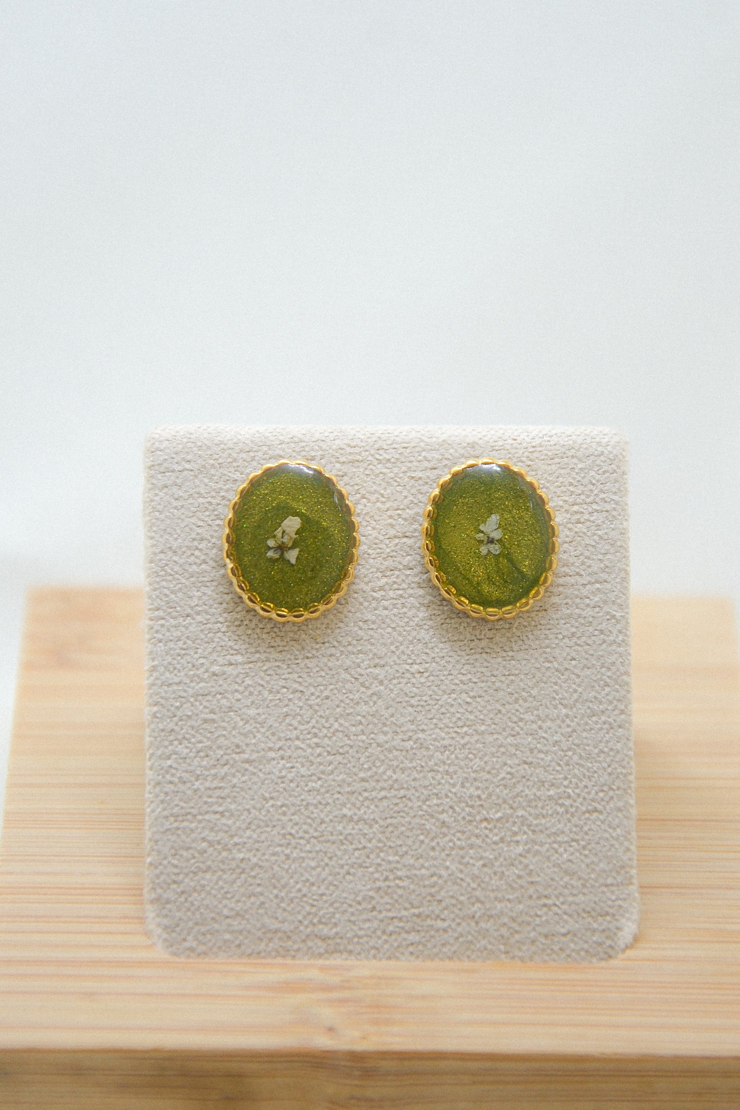 Queen Anne’s Lace Studs