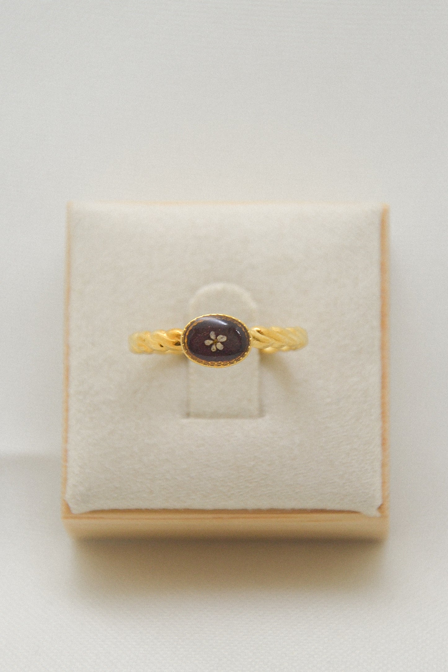 Flower ring