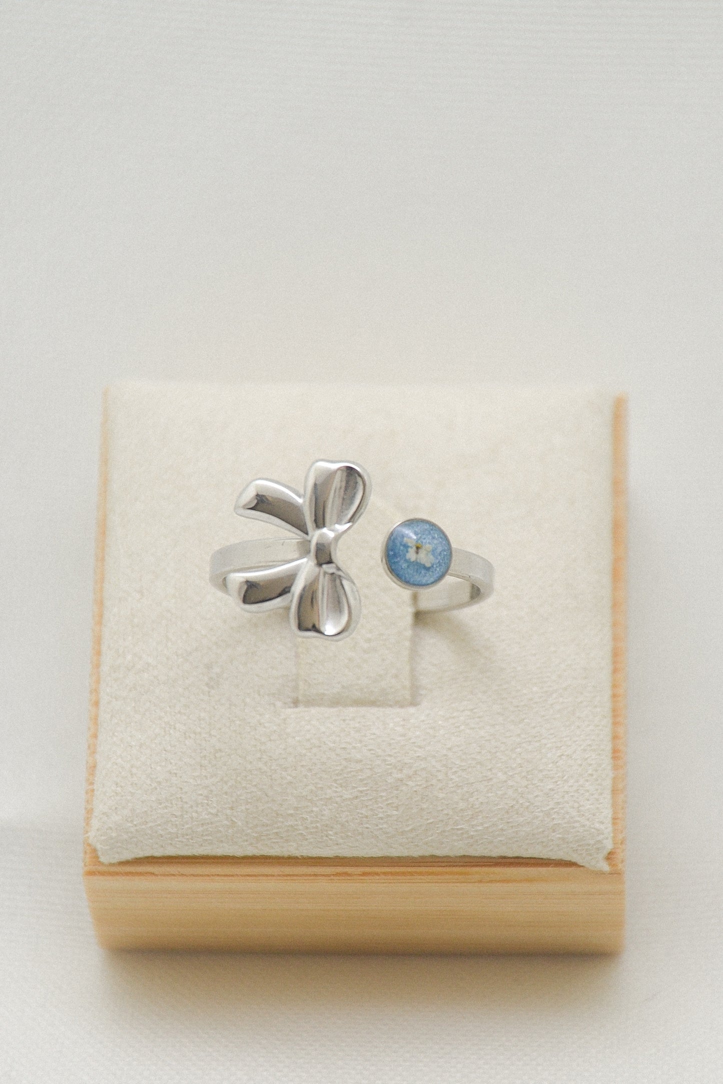 Flower ring