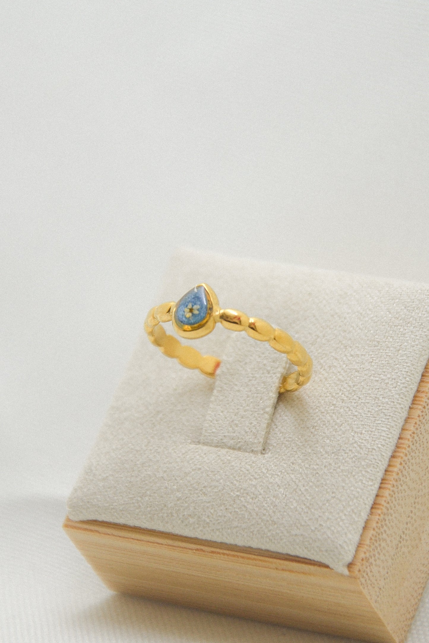 Flower ring