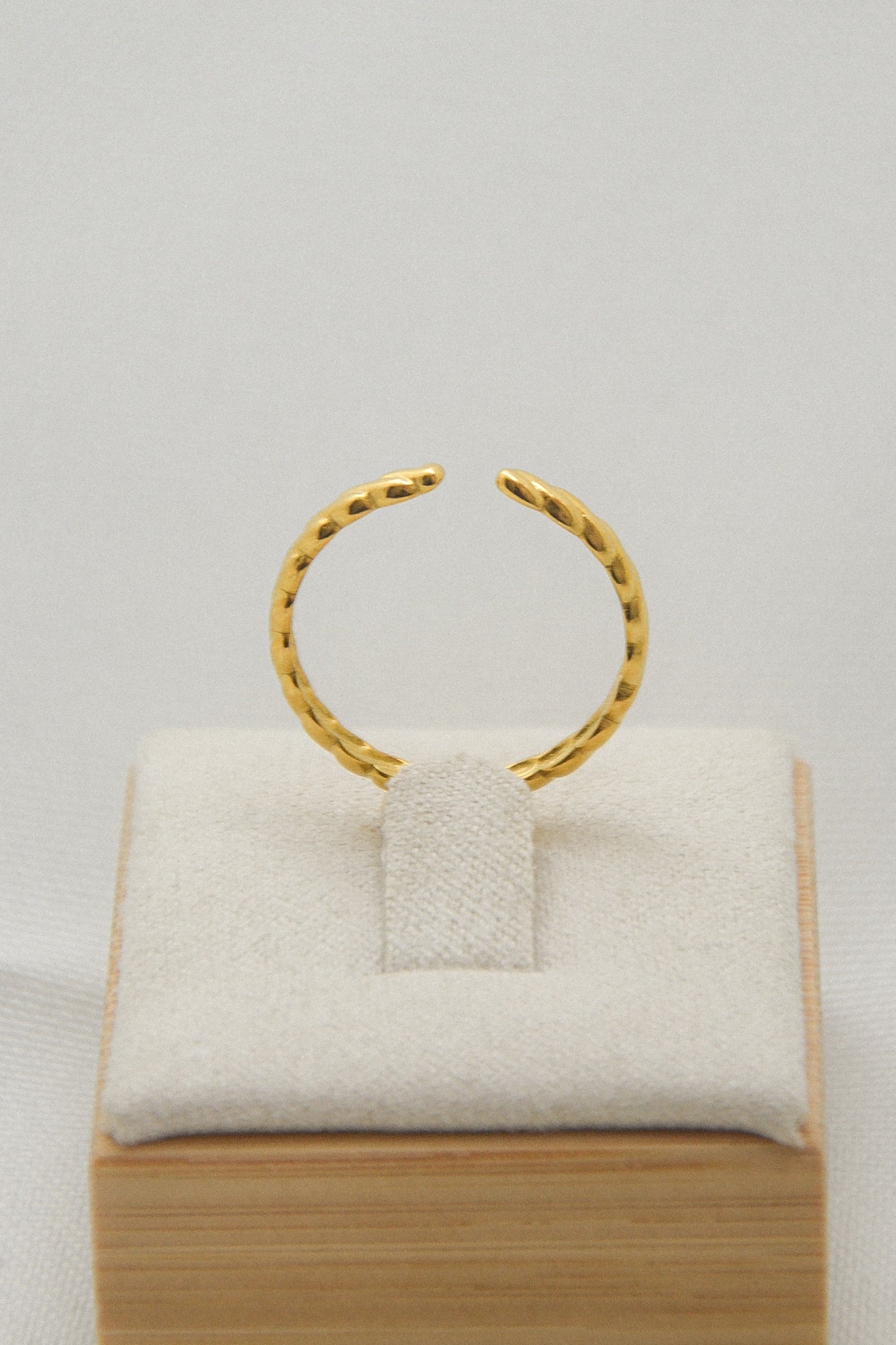 Flower ring