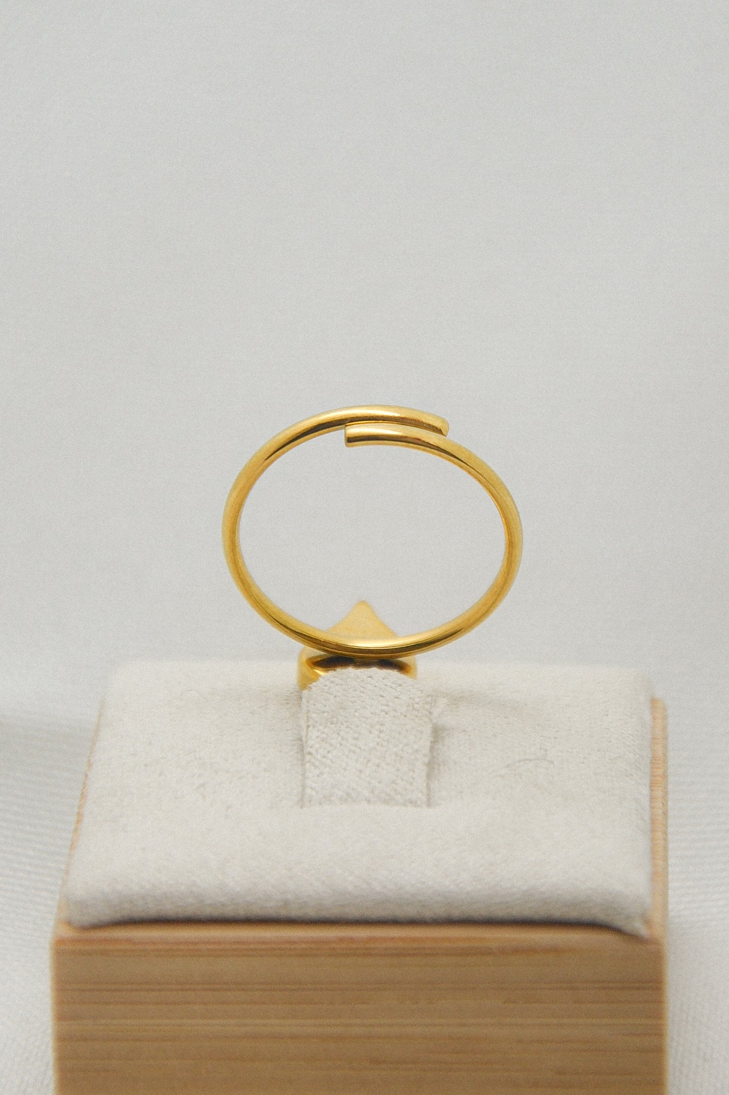 Flower ring