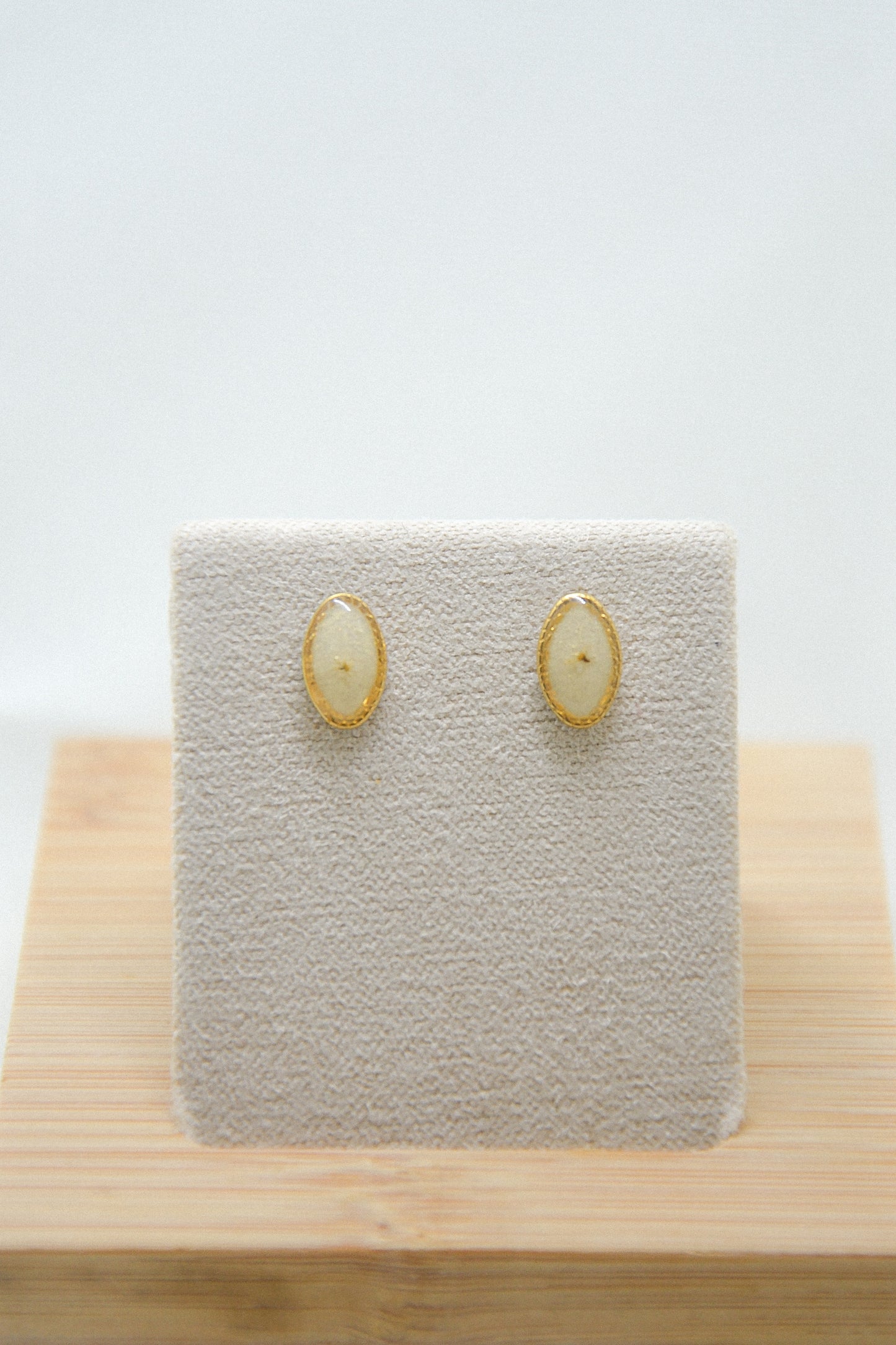 Queen Anne’s Lace Studs