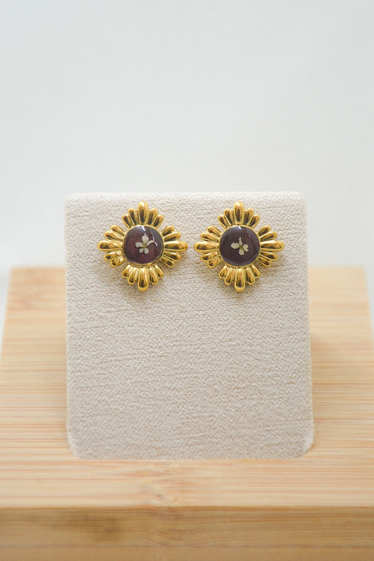 Queen Anne’s Lace Studs