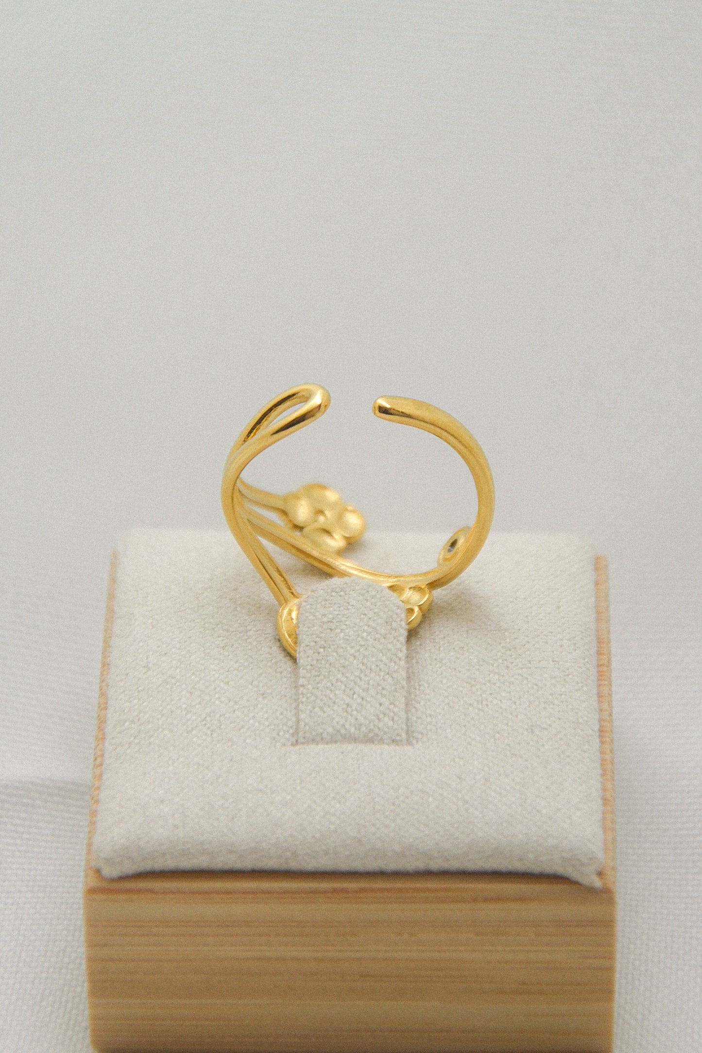 Flower ring