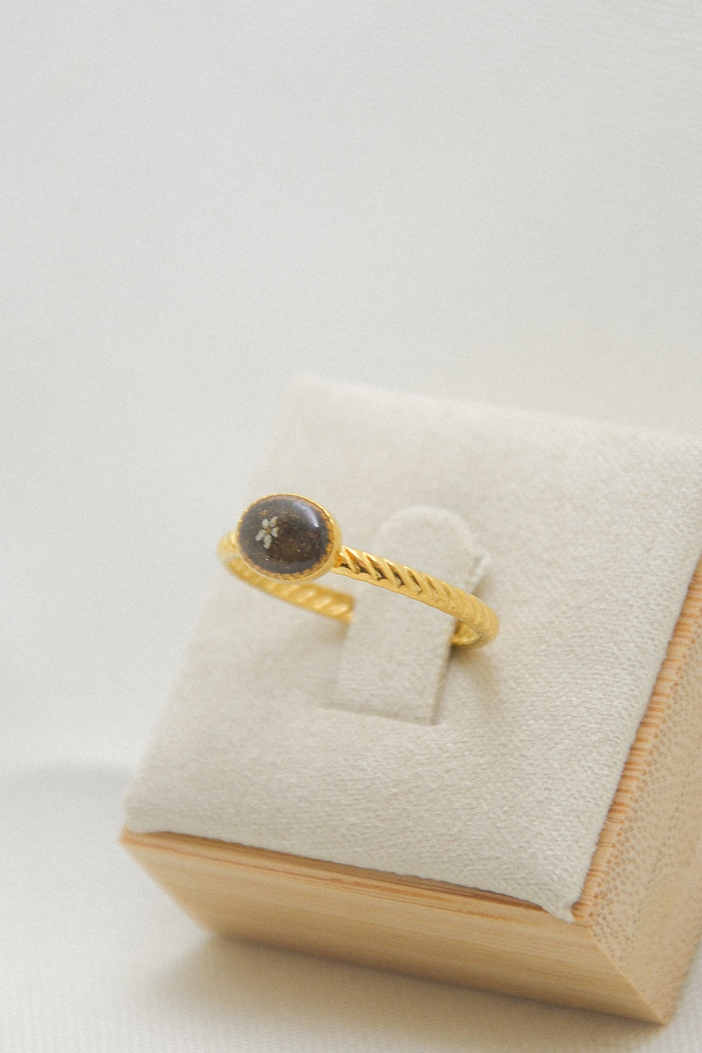 Flower ring