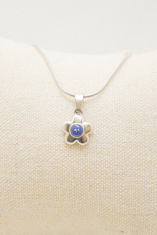 Flower necklace
