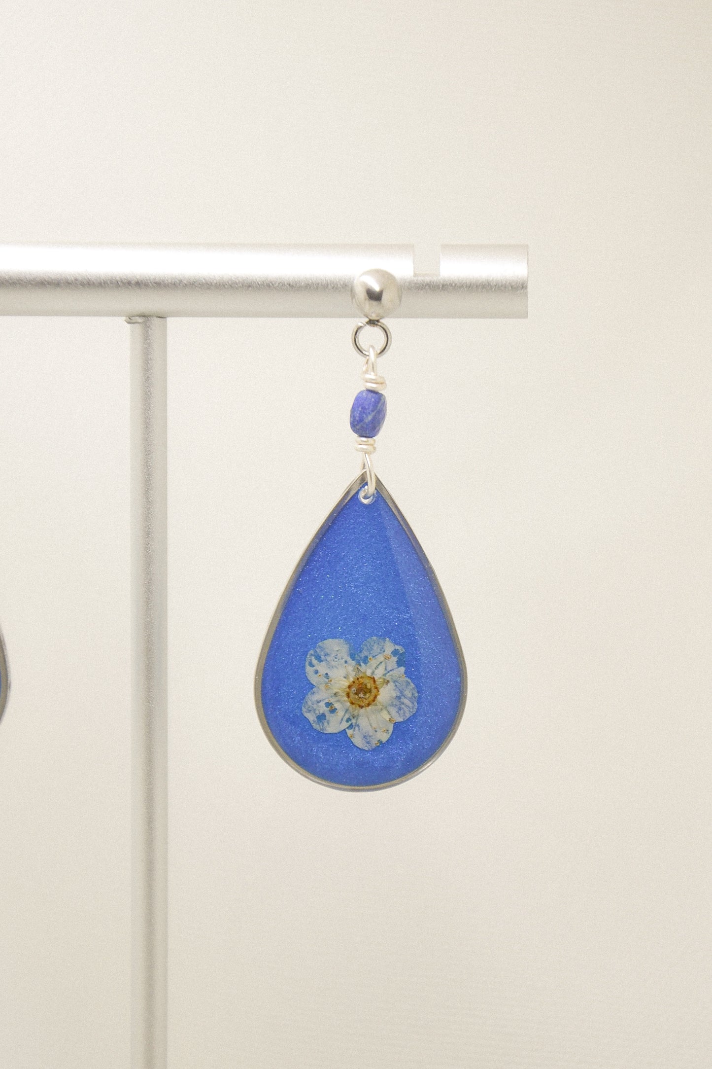 Myosotis & Lapis Lazuli earrings