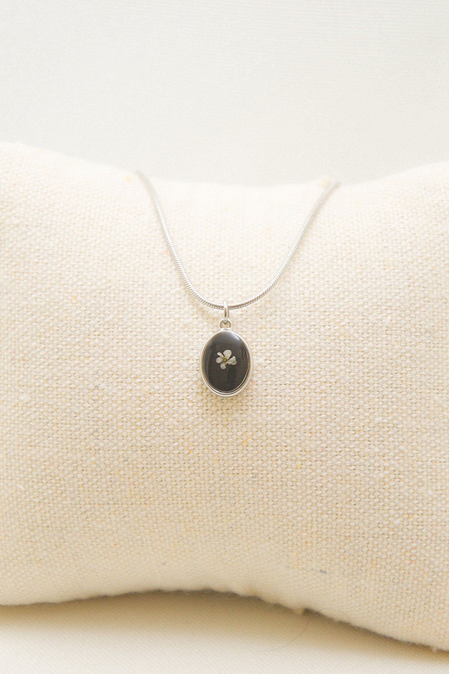 Flower necklace