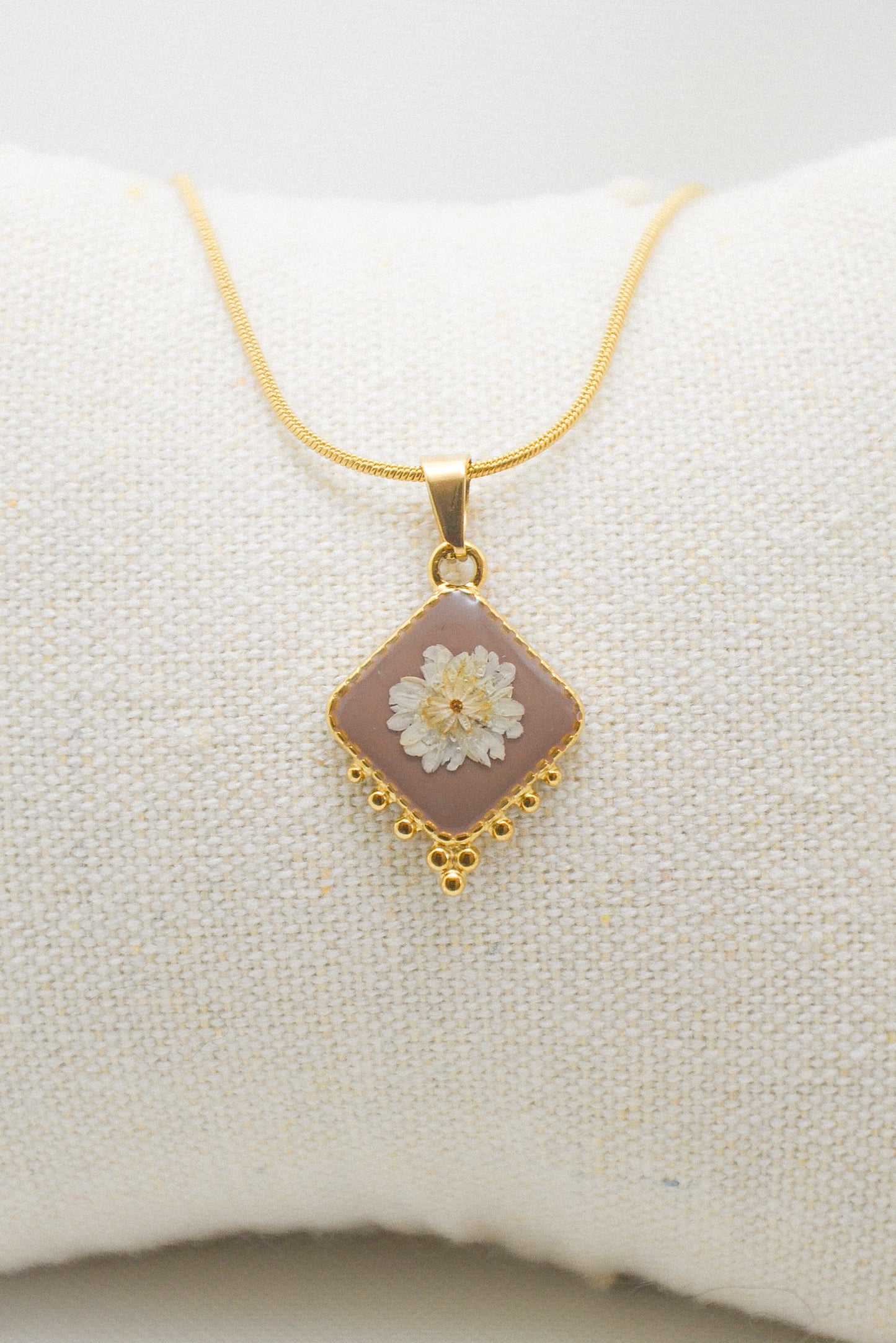 Flower necklace