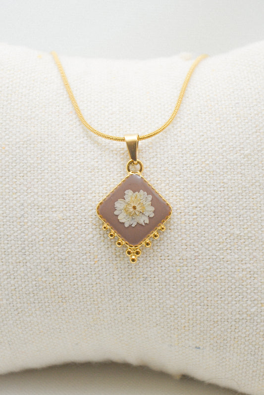 Flower necklace