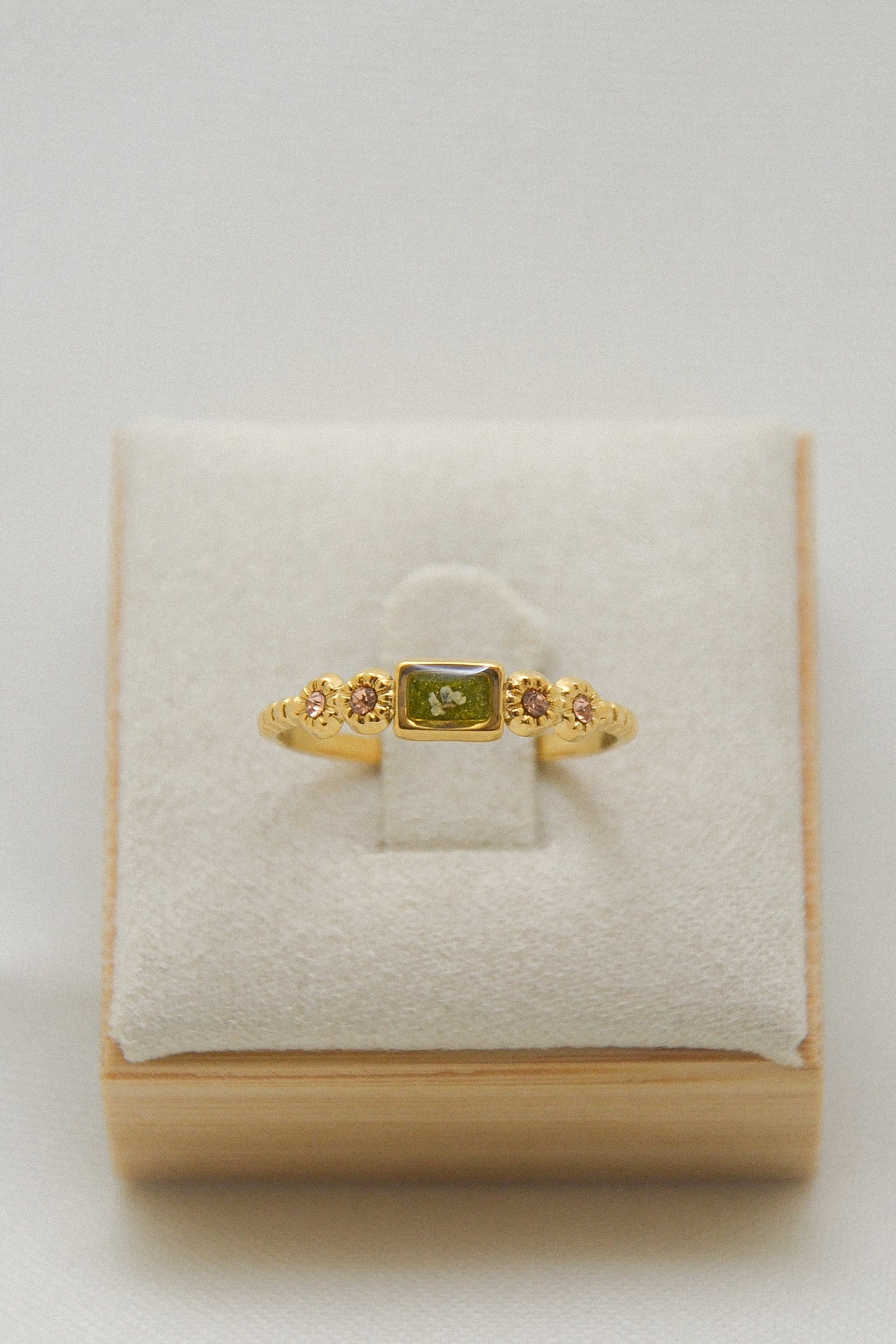 Flower ring