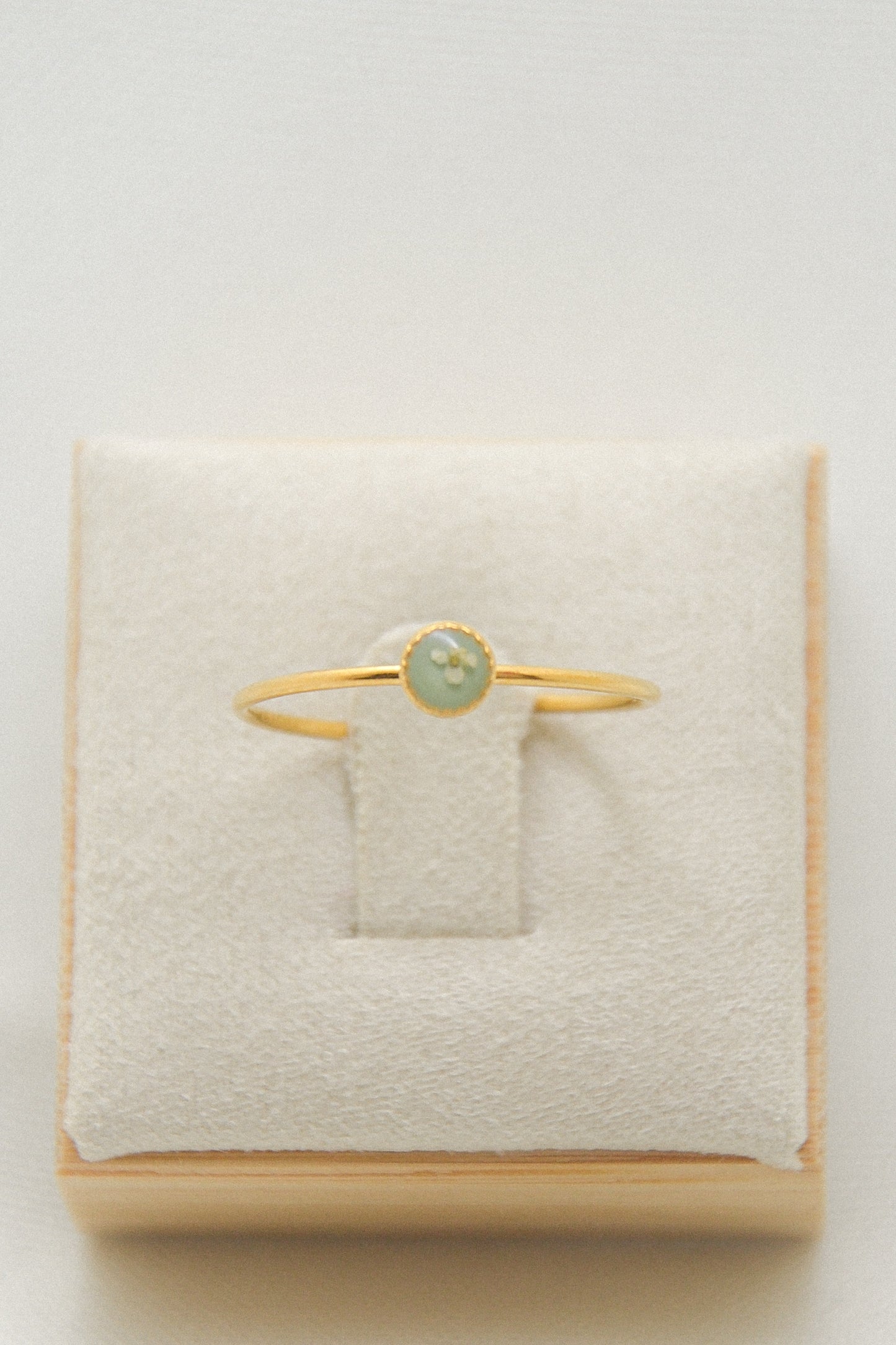 Flower ring