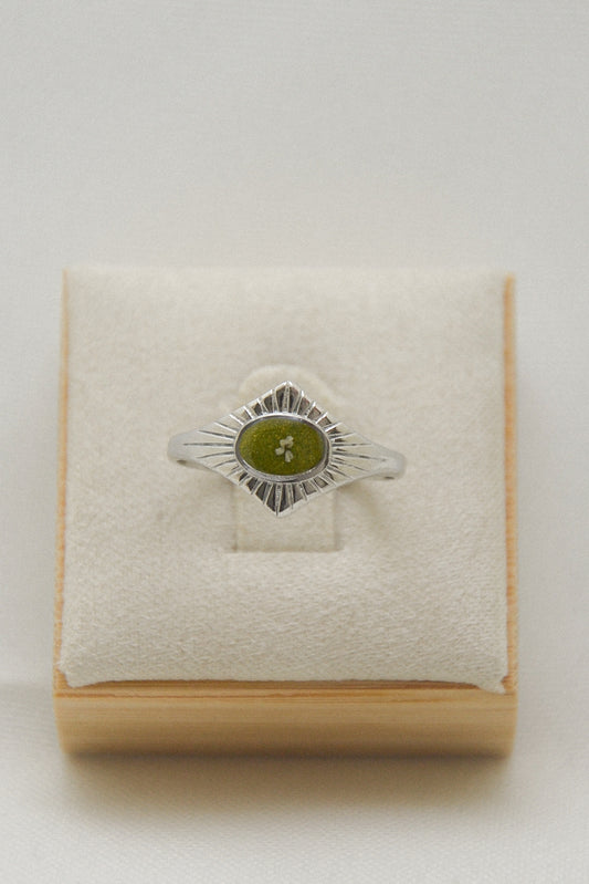 Flower ring
