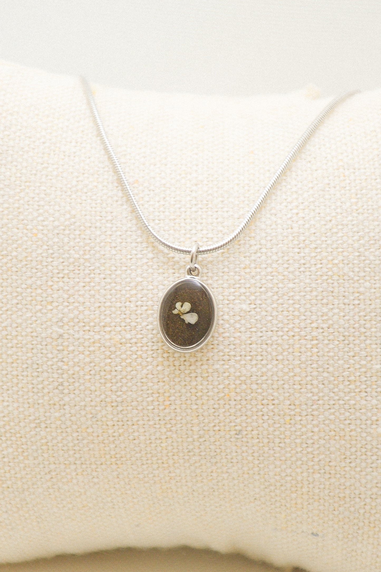 Flower necklace