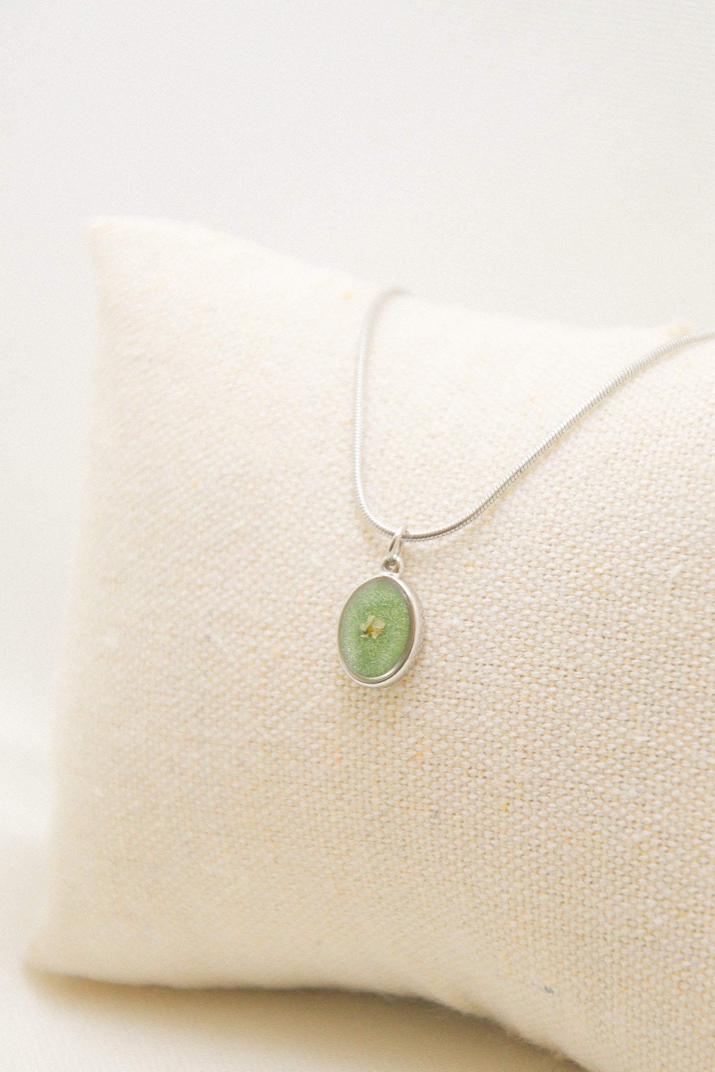 Flower necklace