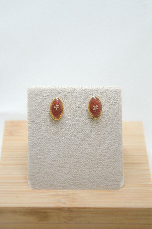 Queen Anne’s Lace Studs