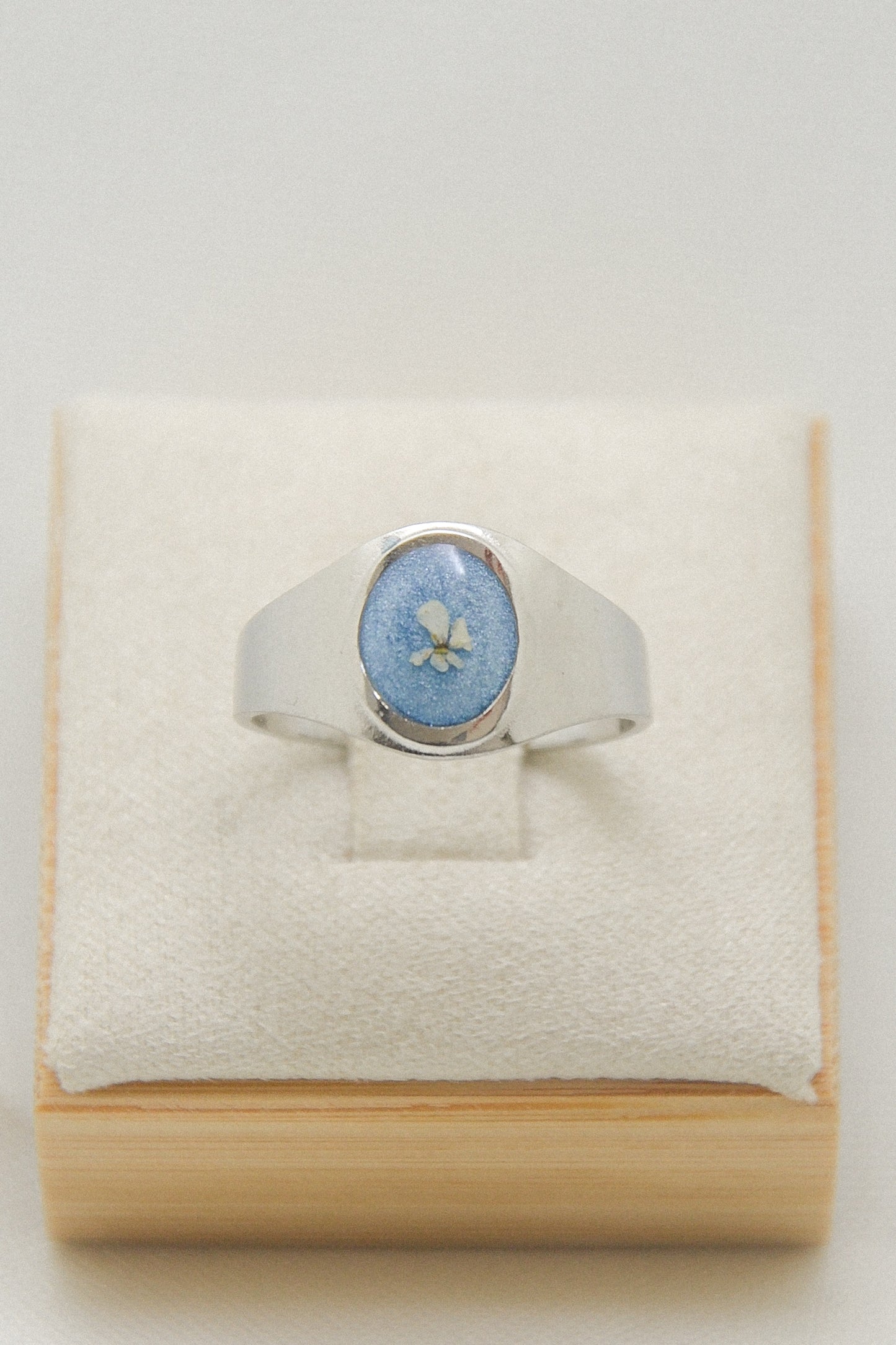 Flower ring