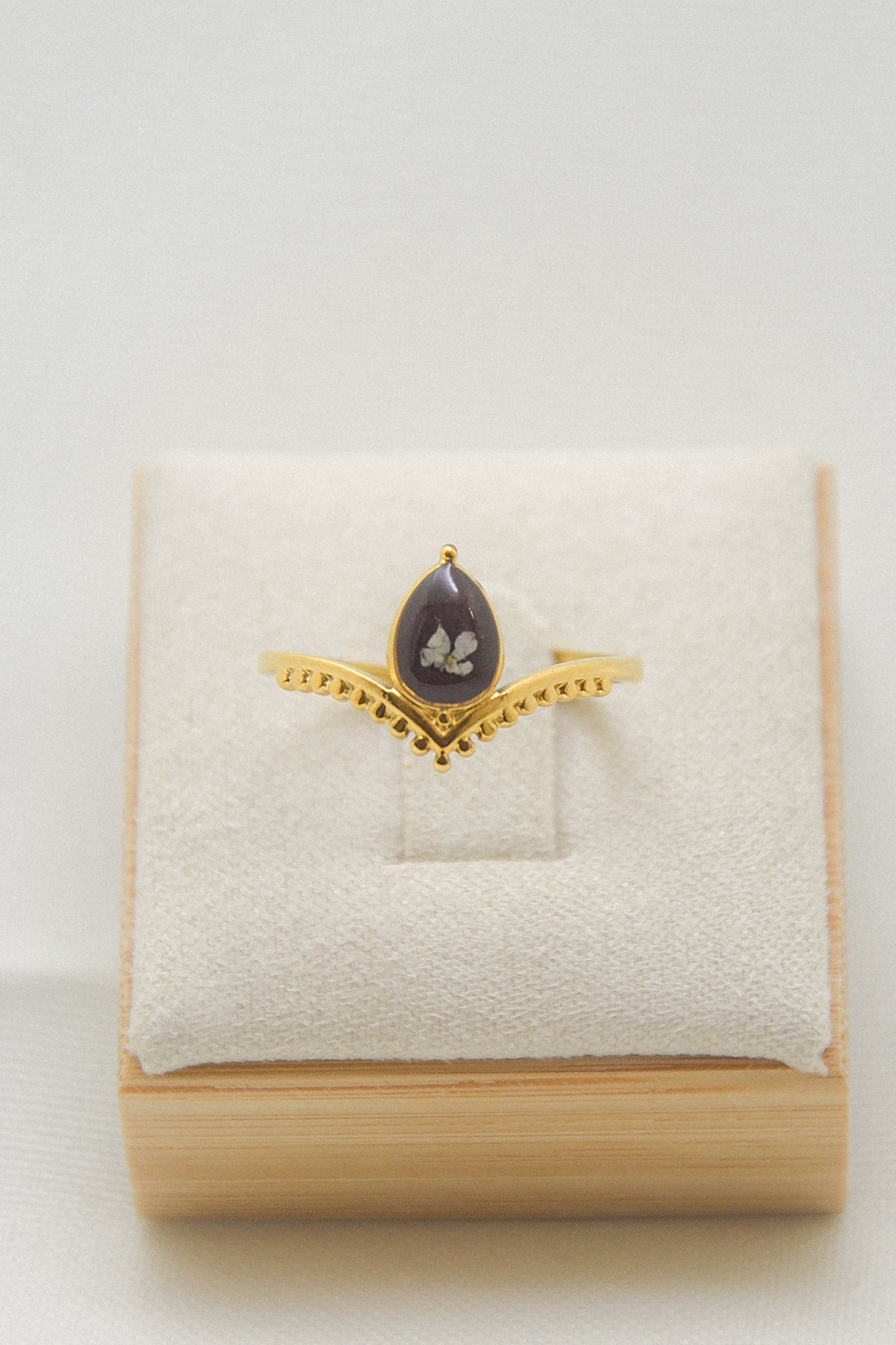 Flower ring