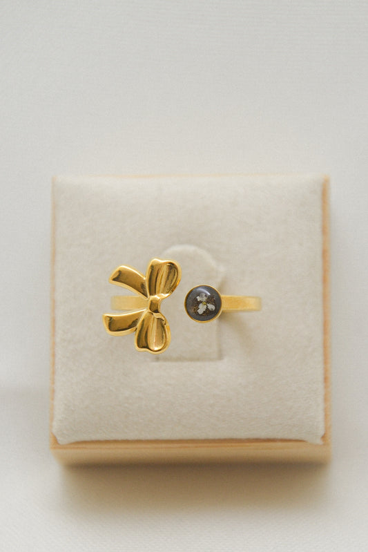 Flower ring