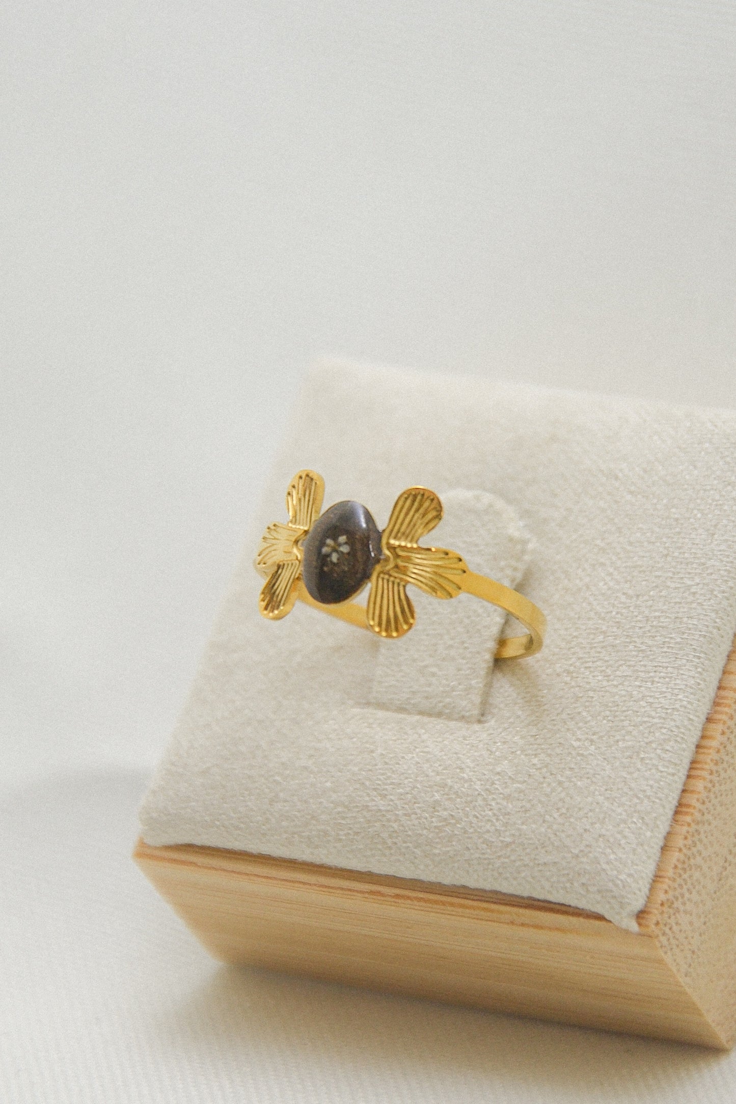 Flower ring