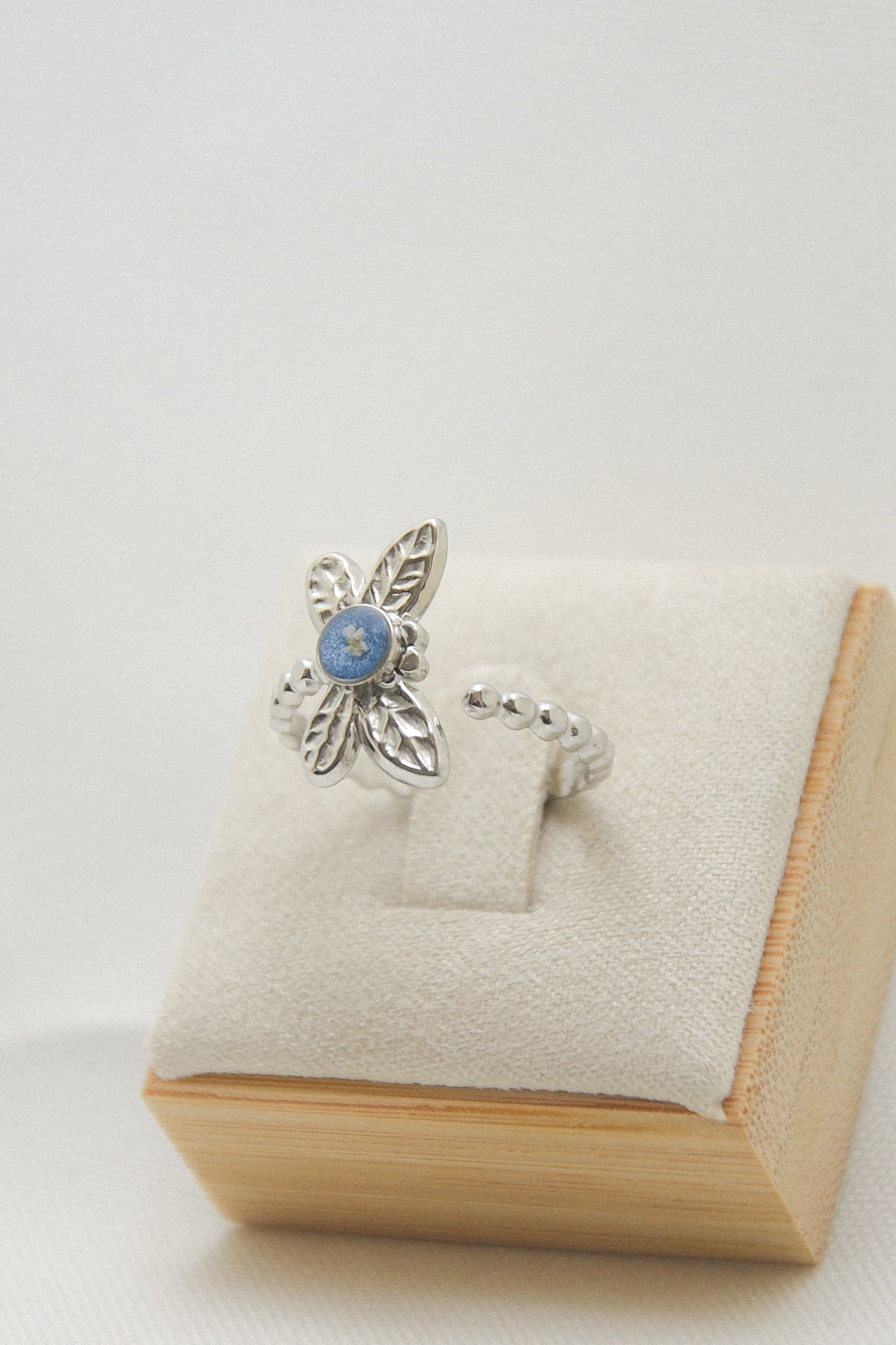 Flower ring