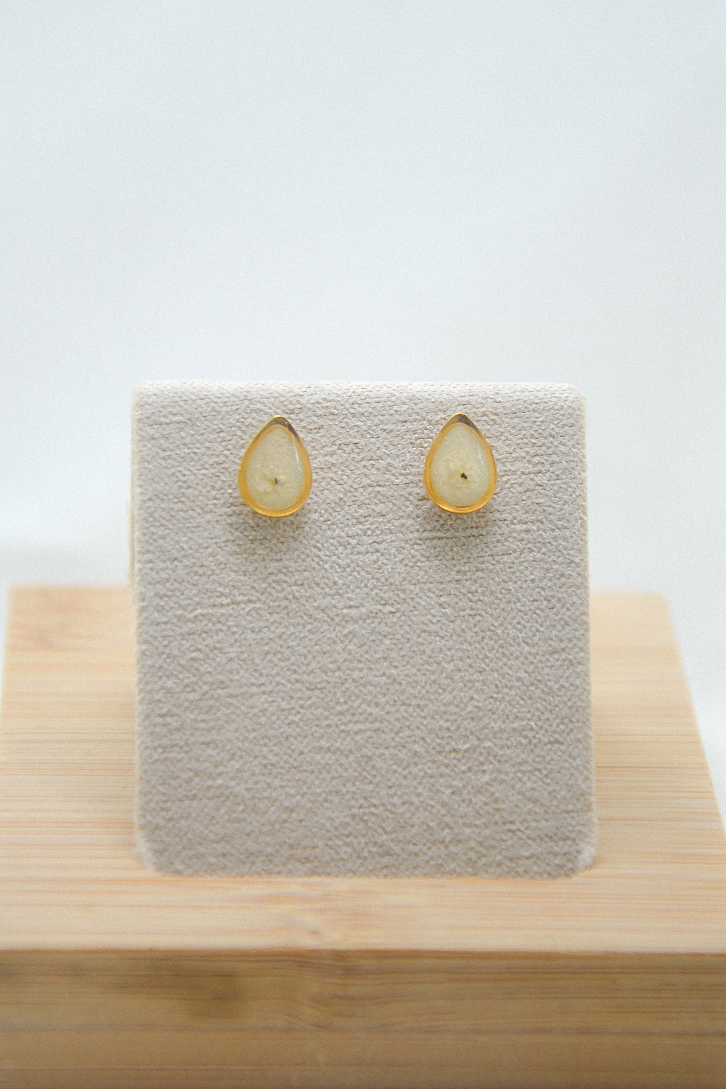 Queen Anne’s Lace Studs