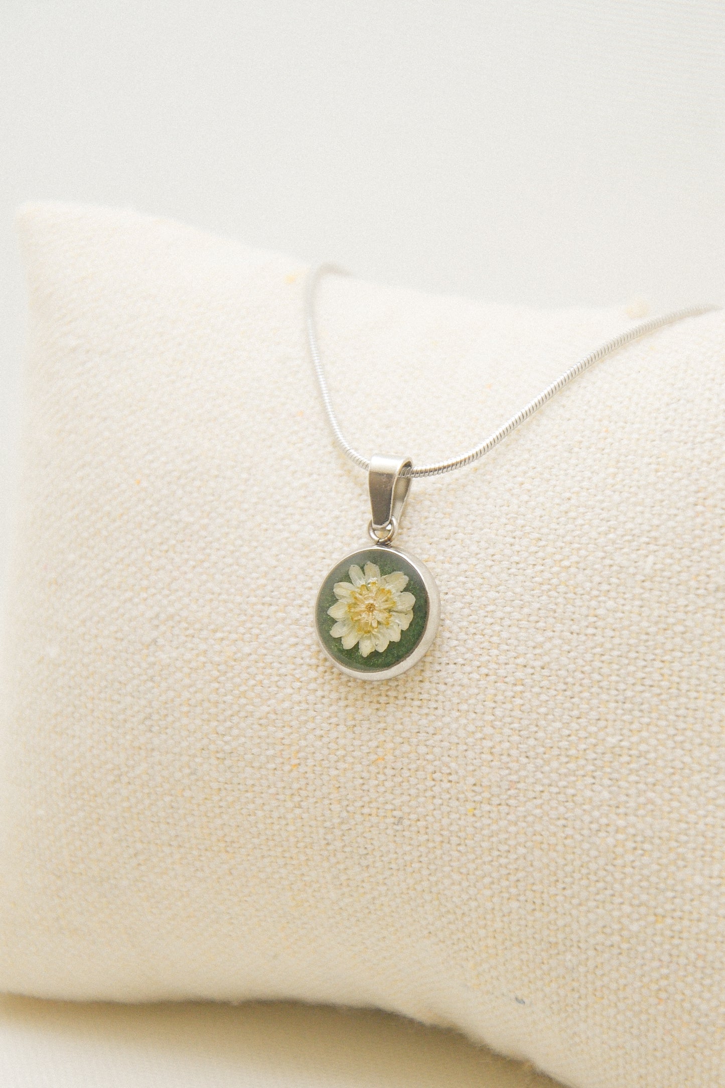 Flower necklace