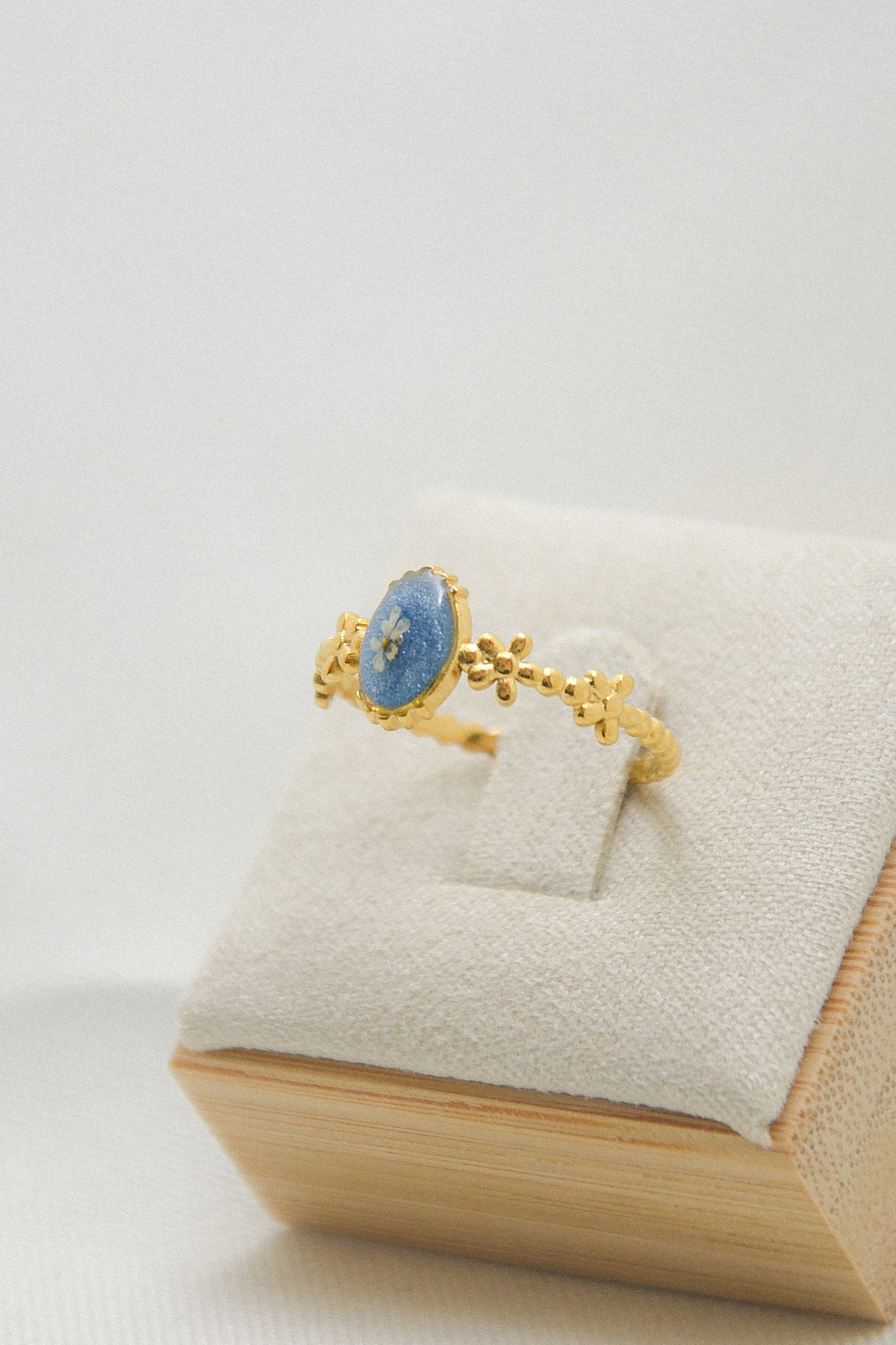 Flower ring