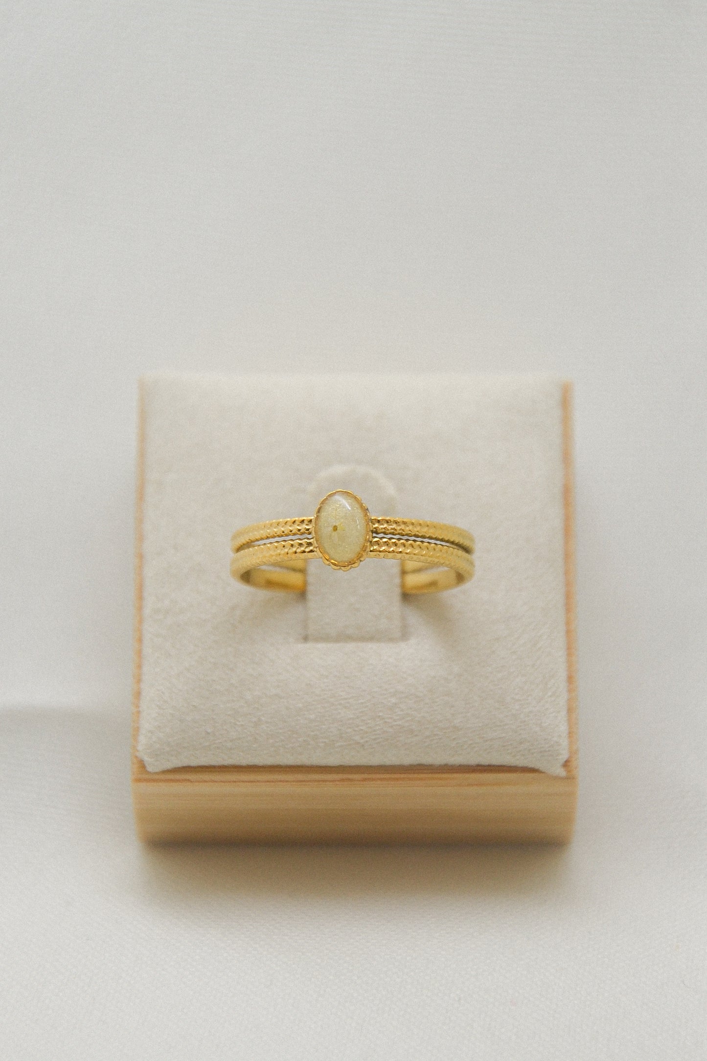 Flower ring