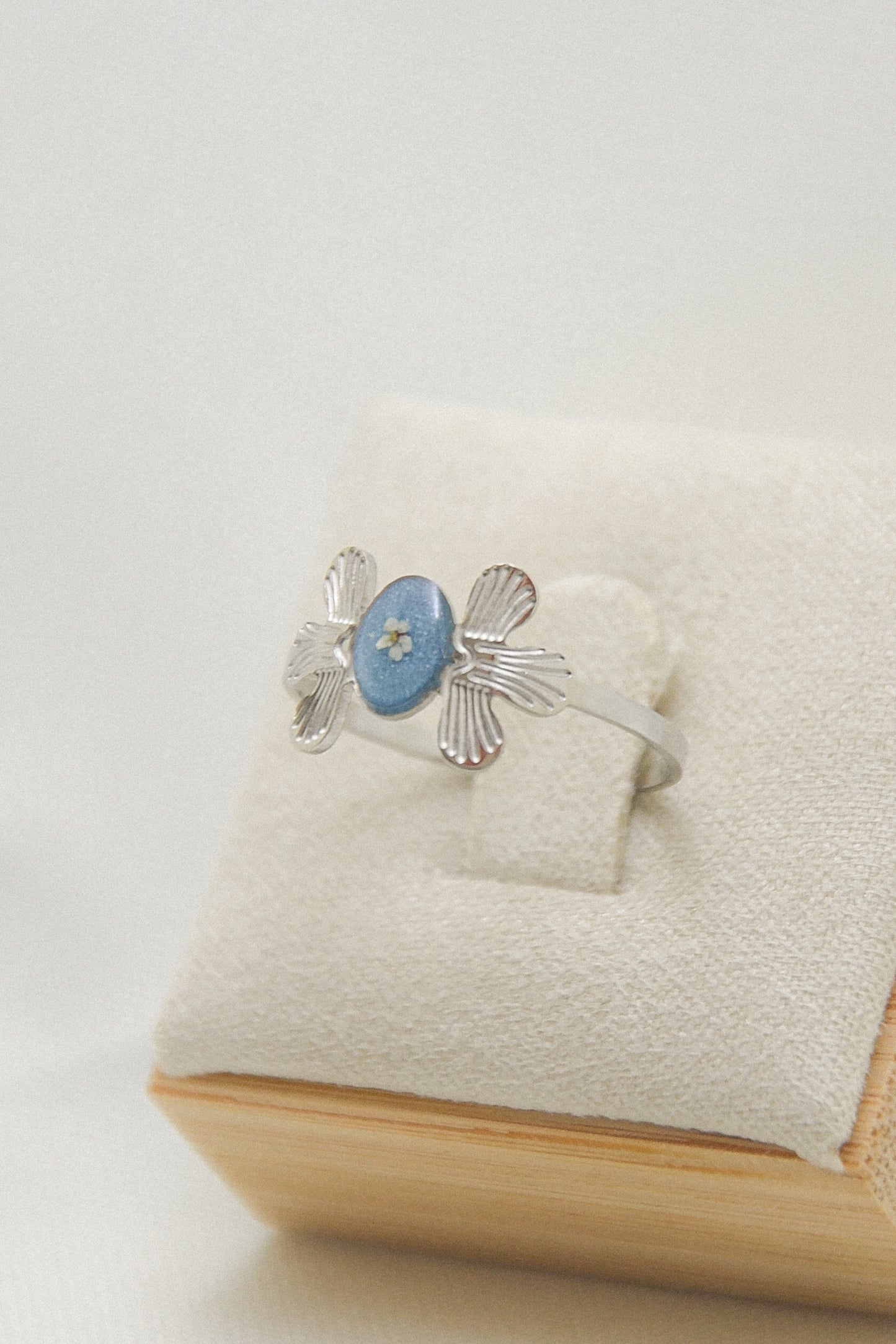 Flower ring