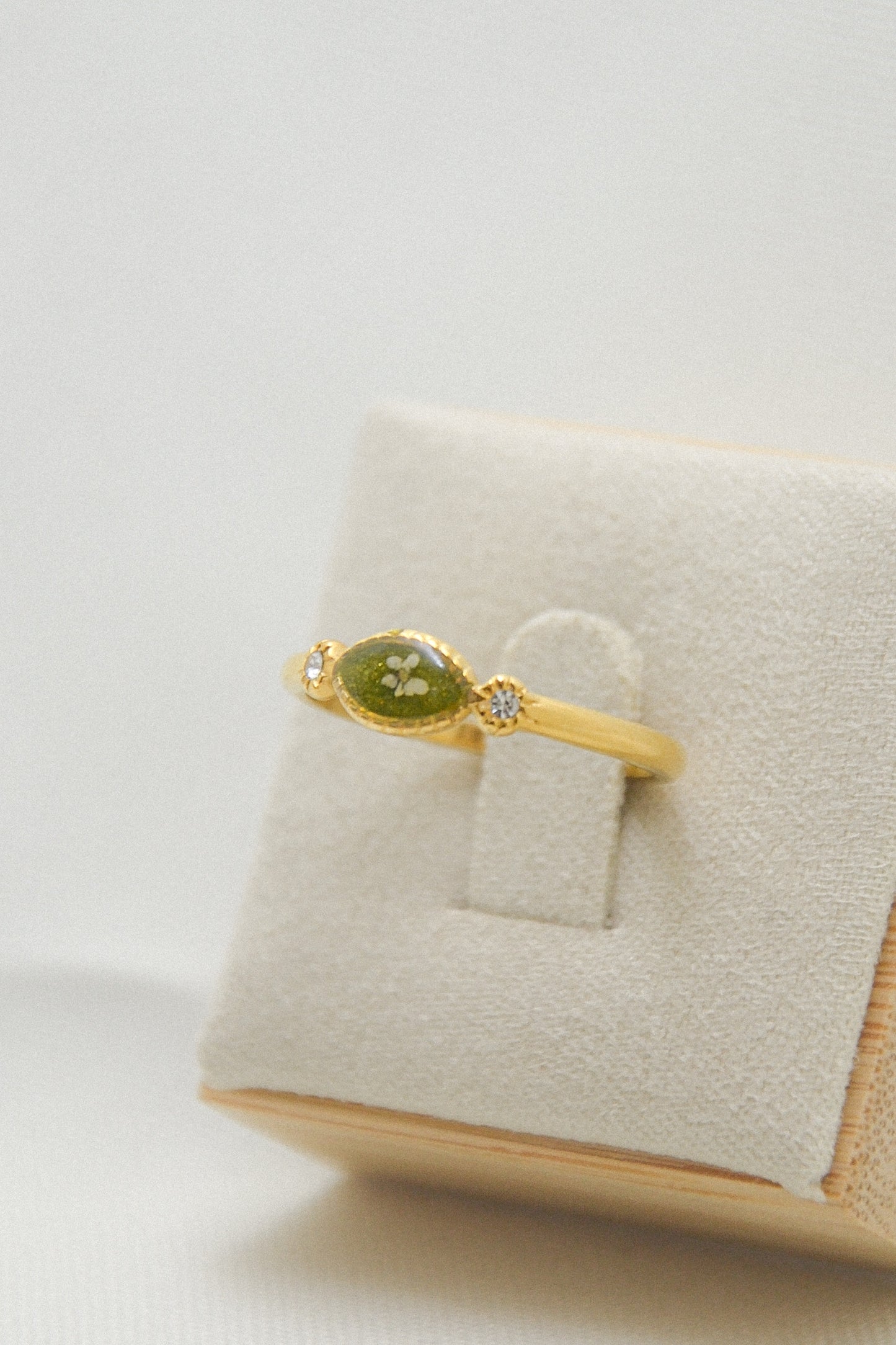 Flower ring