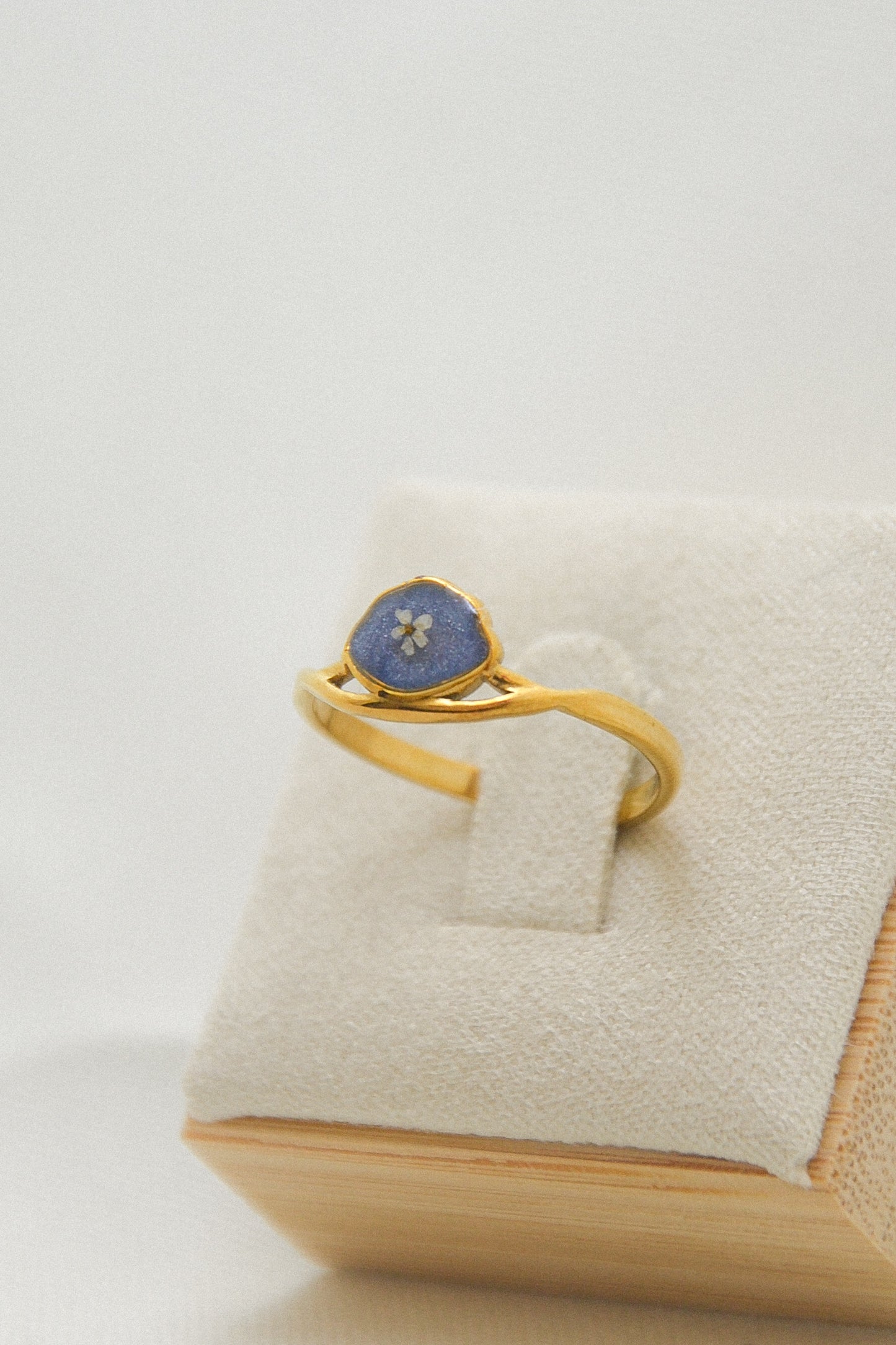 Flower ring