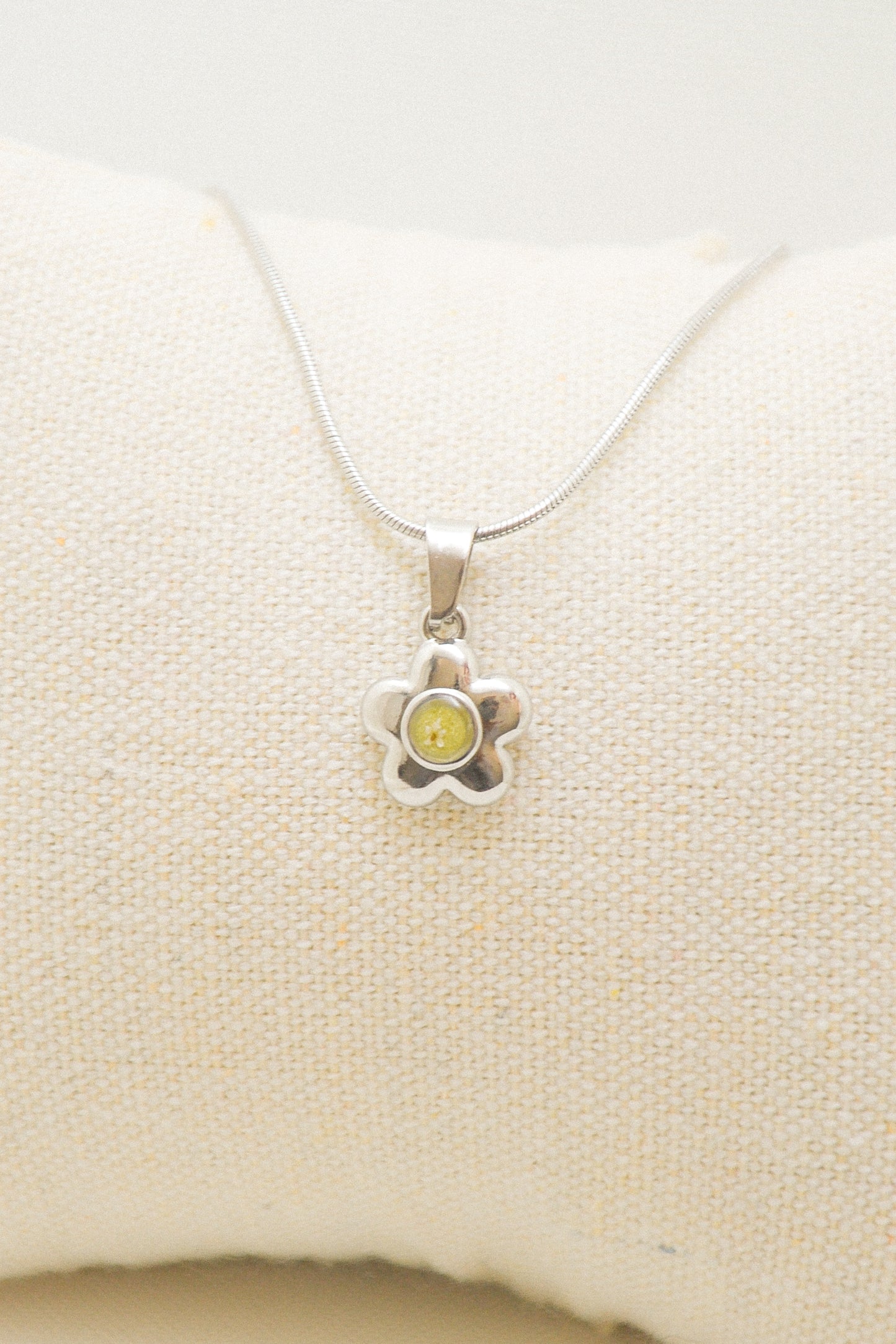 Flower necklace